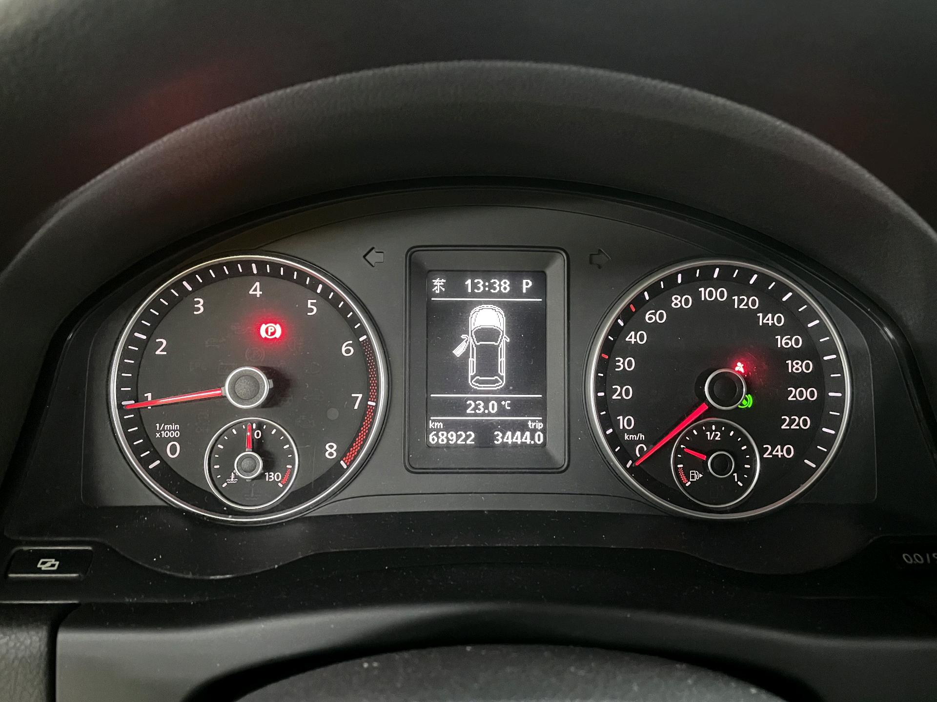 Volkswagen Golf (Imported) 2011 Cross Golf 1.4TSI — 6