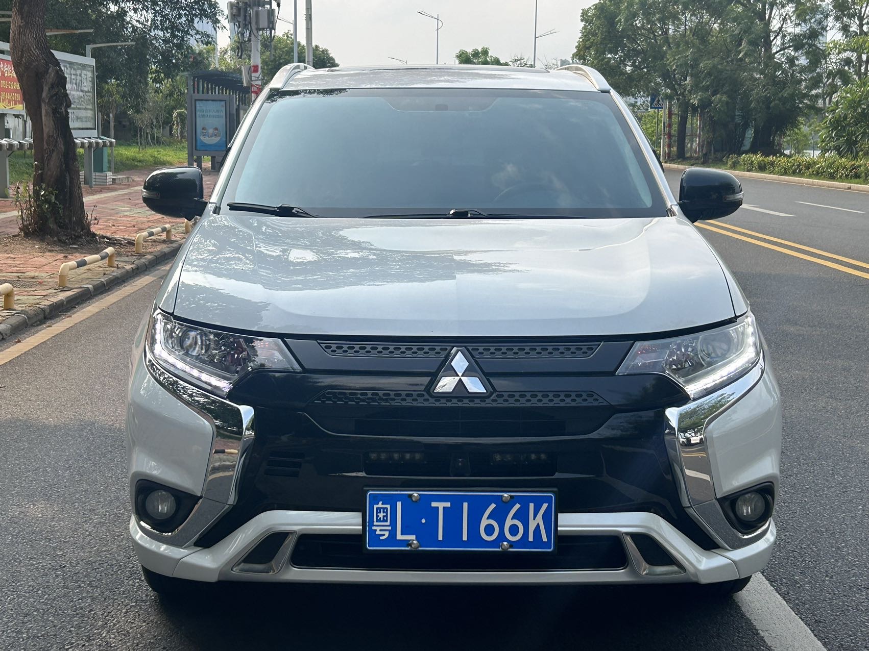 Mitsubishi 2021 Outlander 2.0 CVT 2WD Enjoyment 7-seater — 2