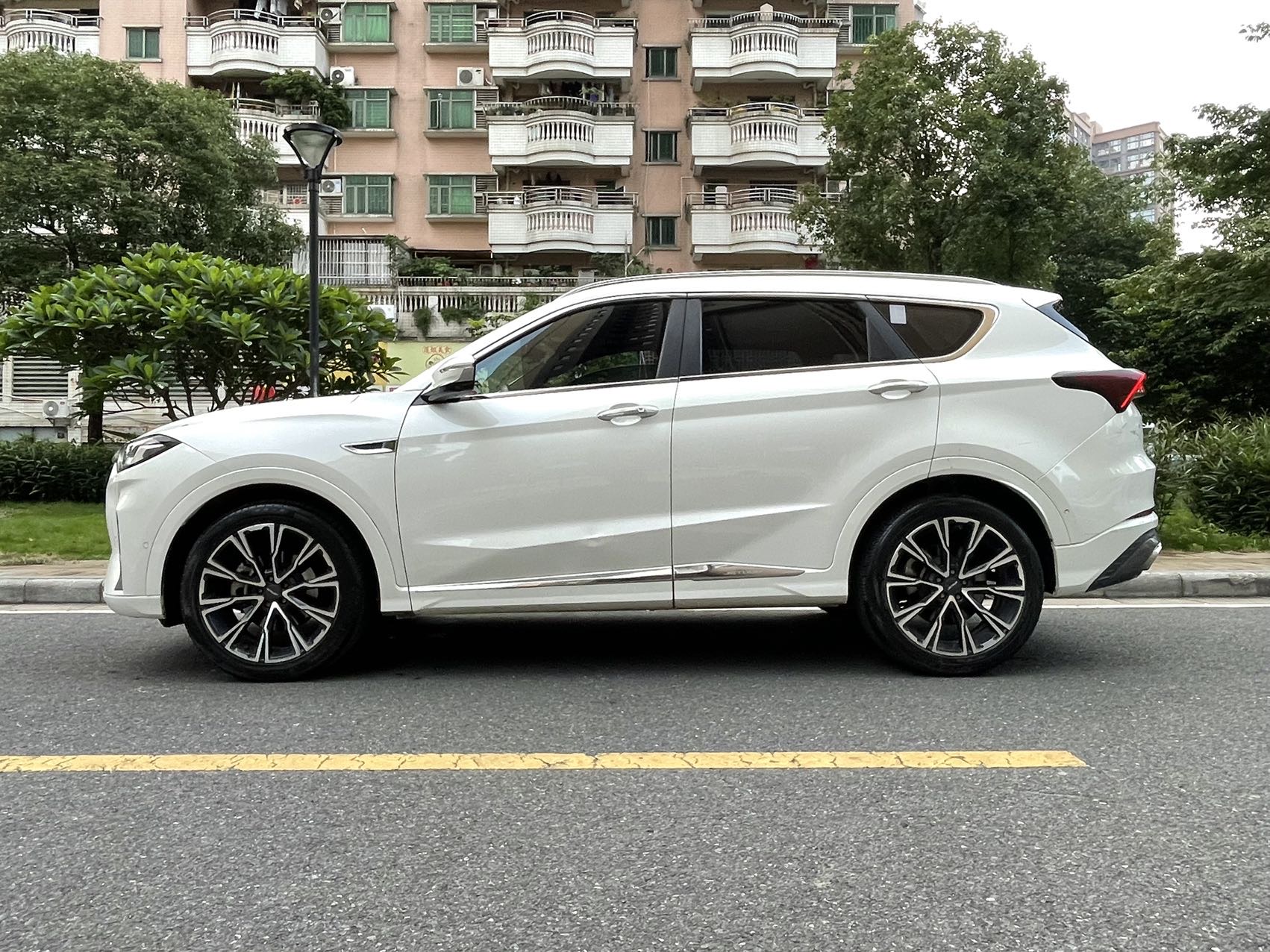 JETOUR 2021 X70 PLUS 1.6T Sky 5-seater — 4