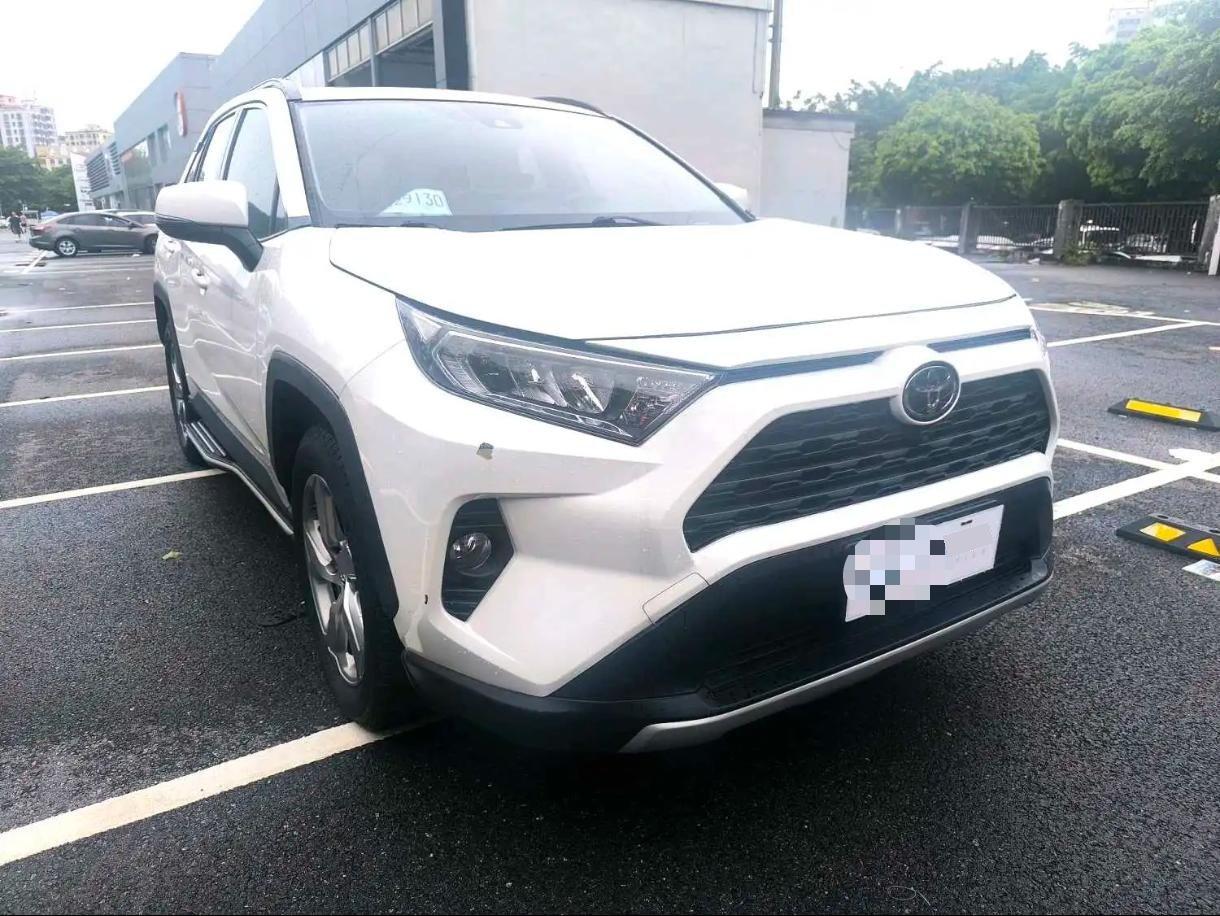 Toyota 2020 RAV4 2.0 CVT 2WD Style PLUS Edition — 3