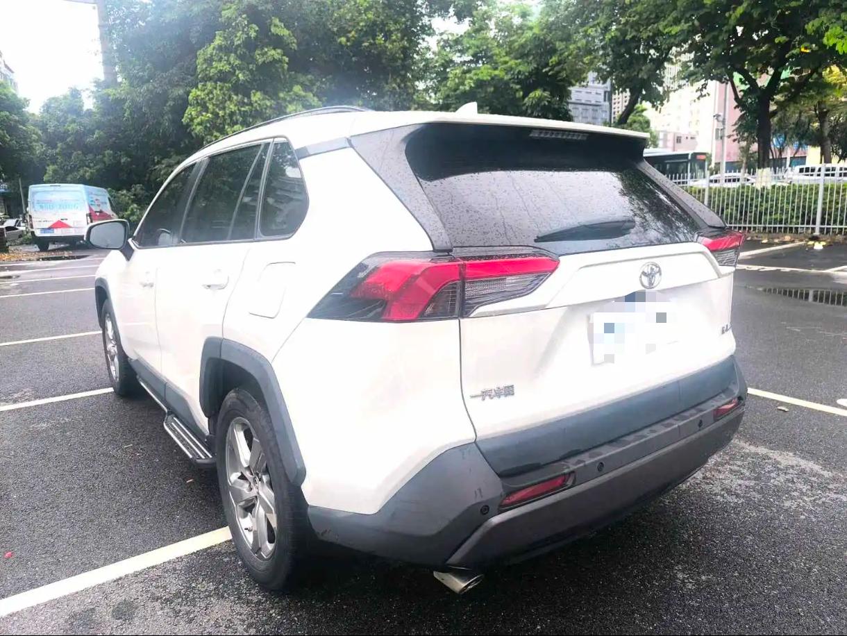 Toyota 2020 RAV4 2.0 CVT 2WD Style PLUS Edition — 8