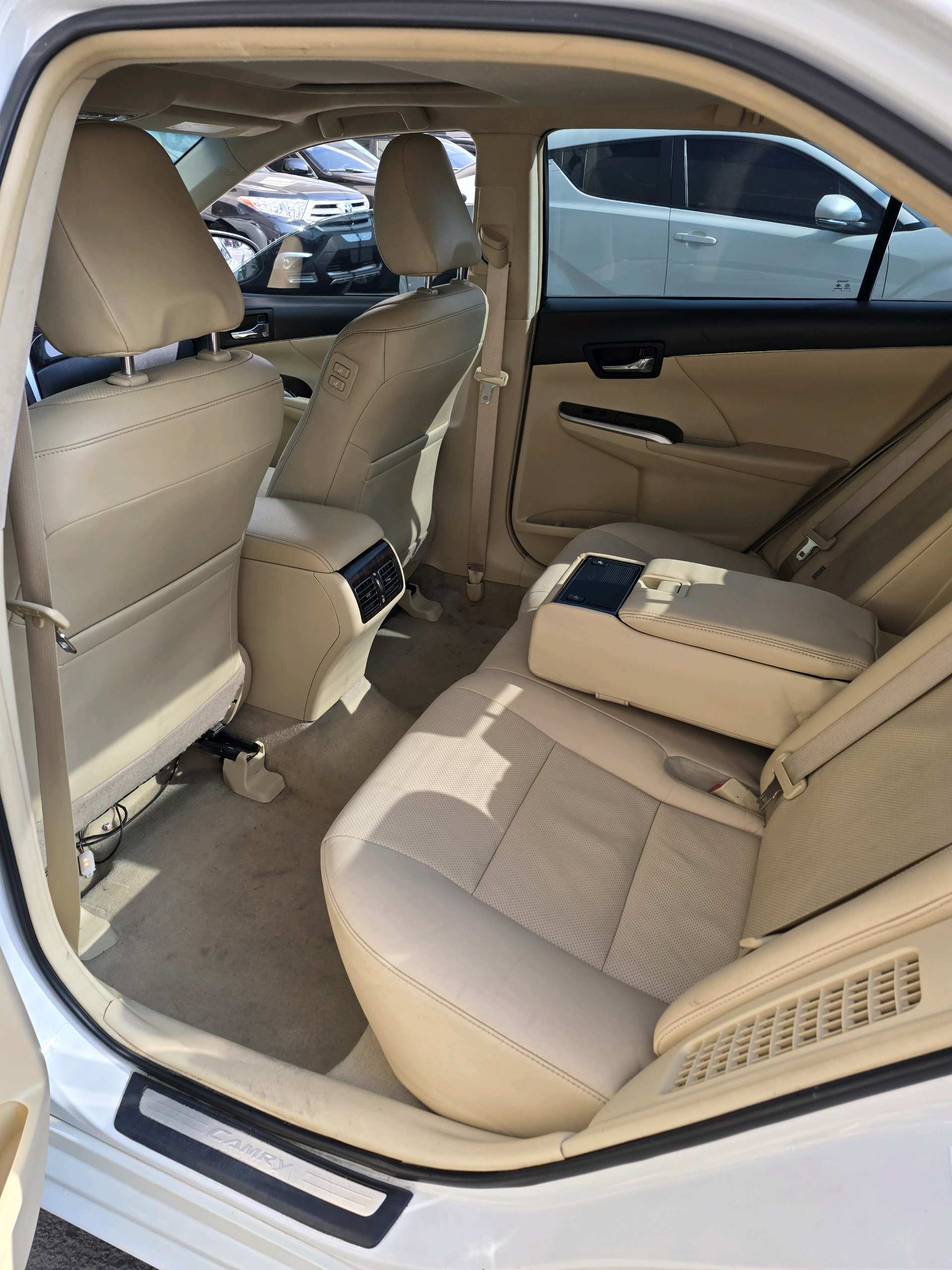 Toyota 2016 Camry Hybrid 2.5HQ CVT 10th Anniversary Flagship Edition — 8