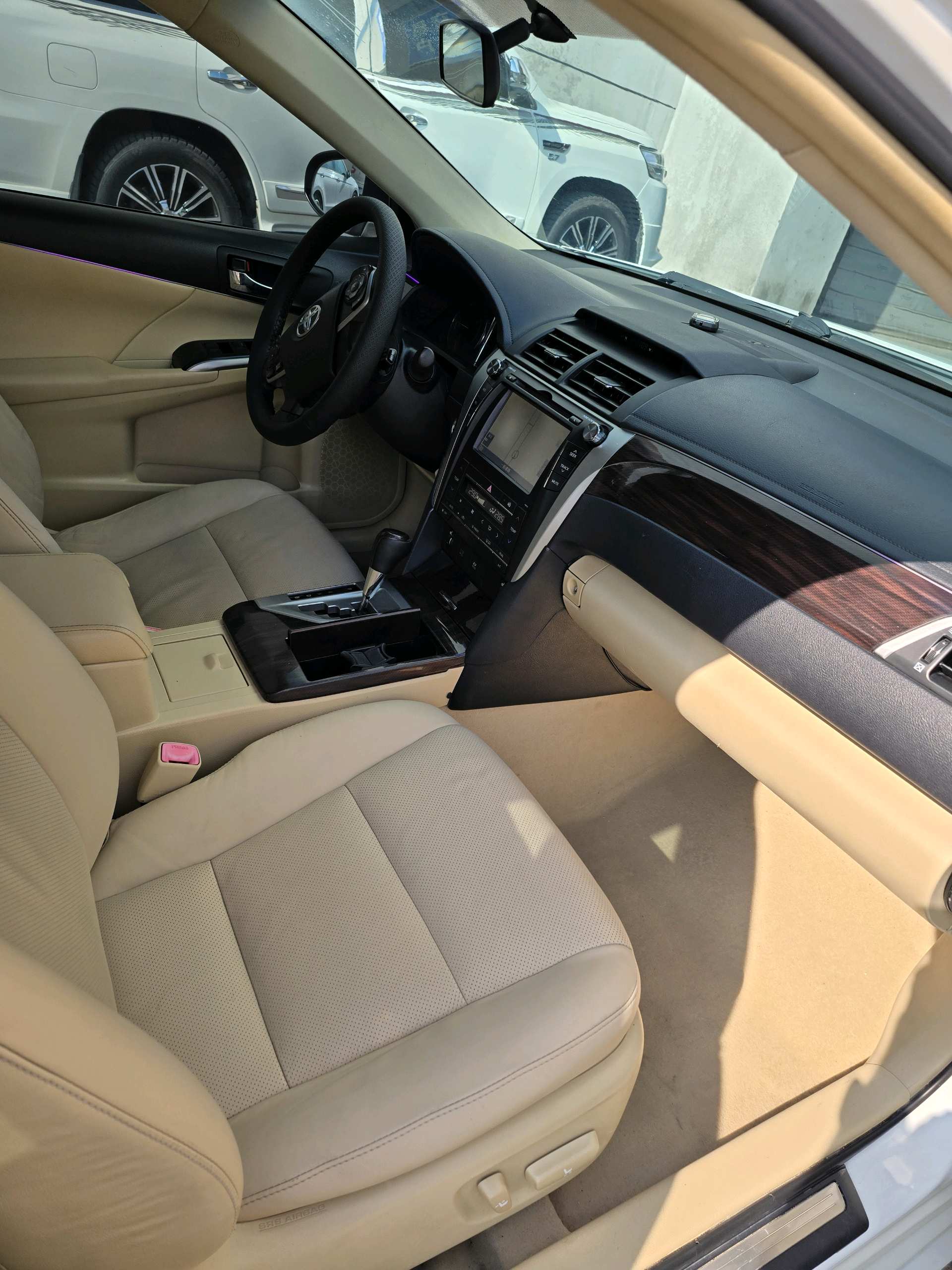 Toyota 2016 Camry Hybrid 2.5HQ CVT 10th Anniversary Flagship Edition — 10