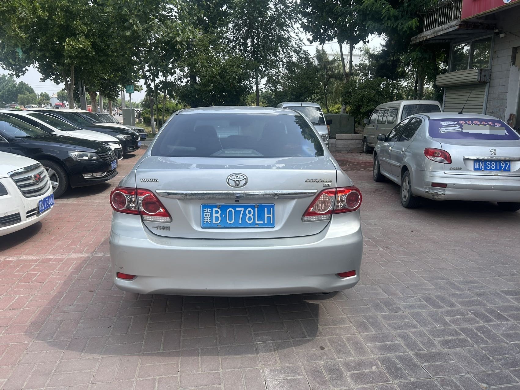 Toyota 2013 Corolla 1.6 GL Ultra-Cool Special Edition — 5