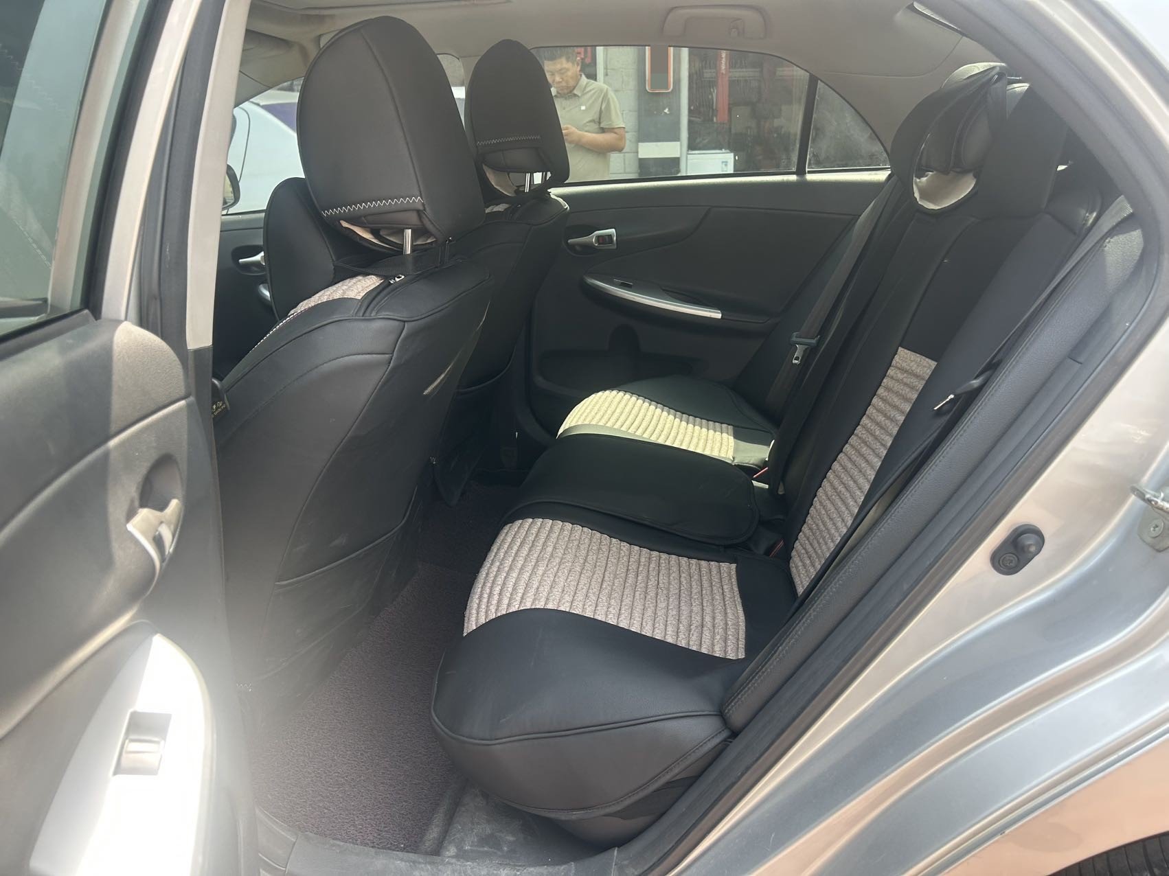 Toyota 2013 Corolla 1.6 GL Ultra-Cool Special Edition — 7