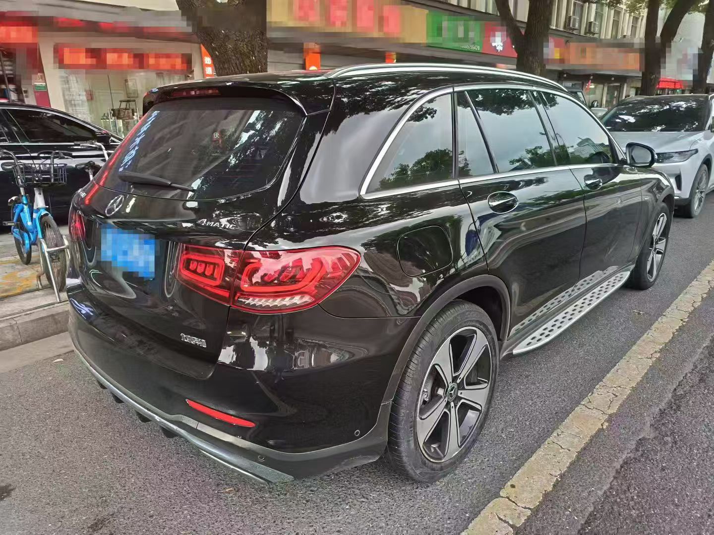 Mercedes-Benz 2022 GLC 300 L 4MATIC 2.0T AMG Line Model (Refreshed) — 2
