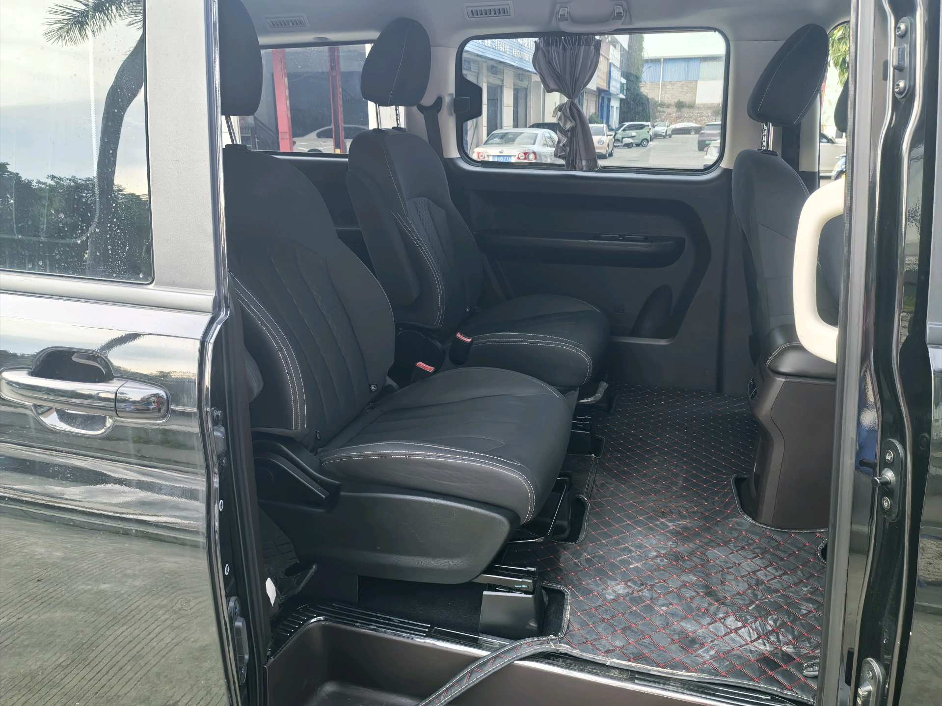 BAIC 2023 Wangpai M7 2.0 Long Wheelbase Business 7-Seater — 8