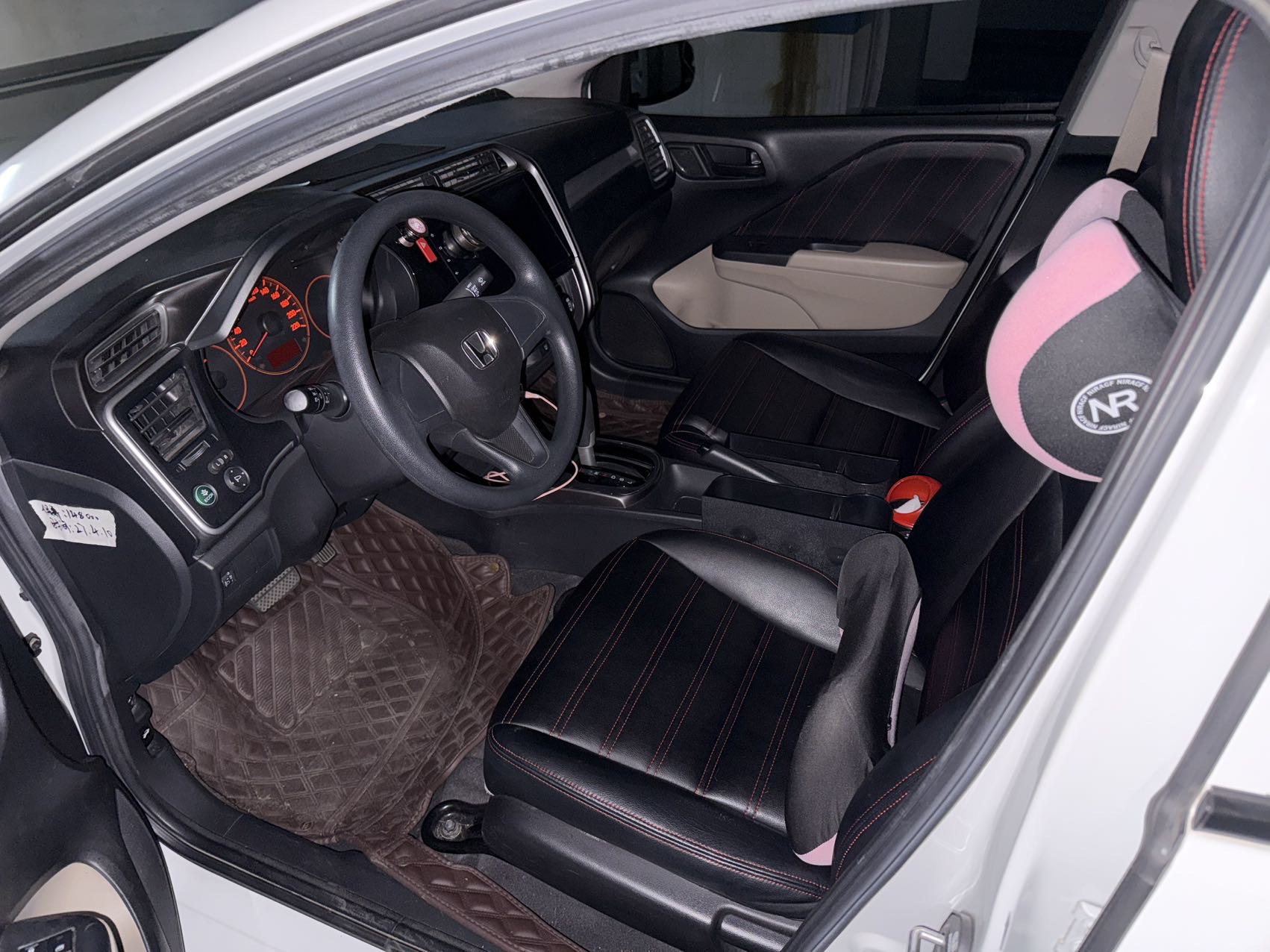 Honda Gienia 2016 City 1.5 CVT Classic Edition — 3