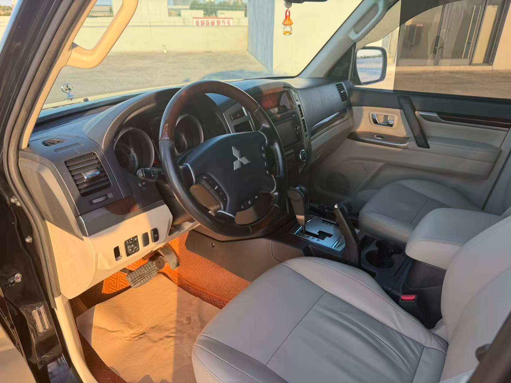 Mitsubishi 2008 Pajero V77 3.8 GLS — 4