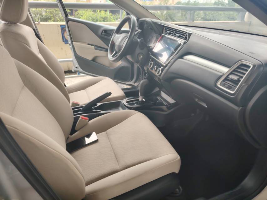 Honda Gienia 2016 City 1.5 CVT Comfort Edition — 6