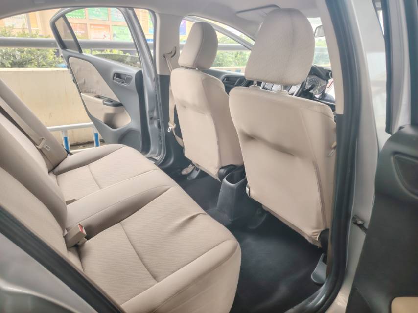 Honda Gienia 2016 City 1.5 CVT Comfort Edition — 8