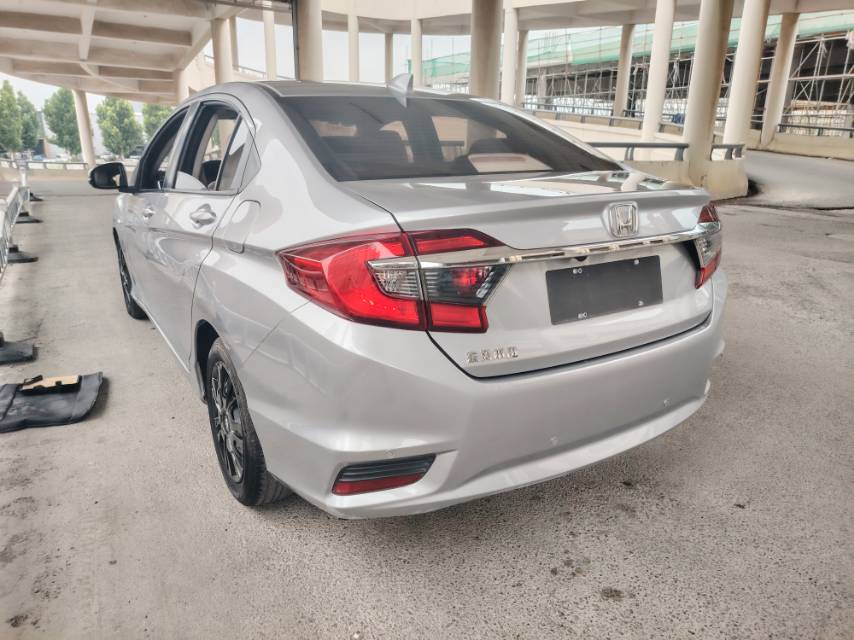 Honda Gienia 2016 City 1.5 CVT Comfort Edition — 9
