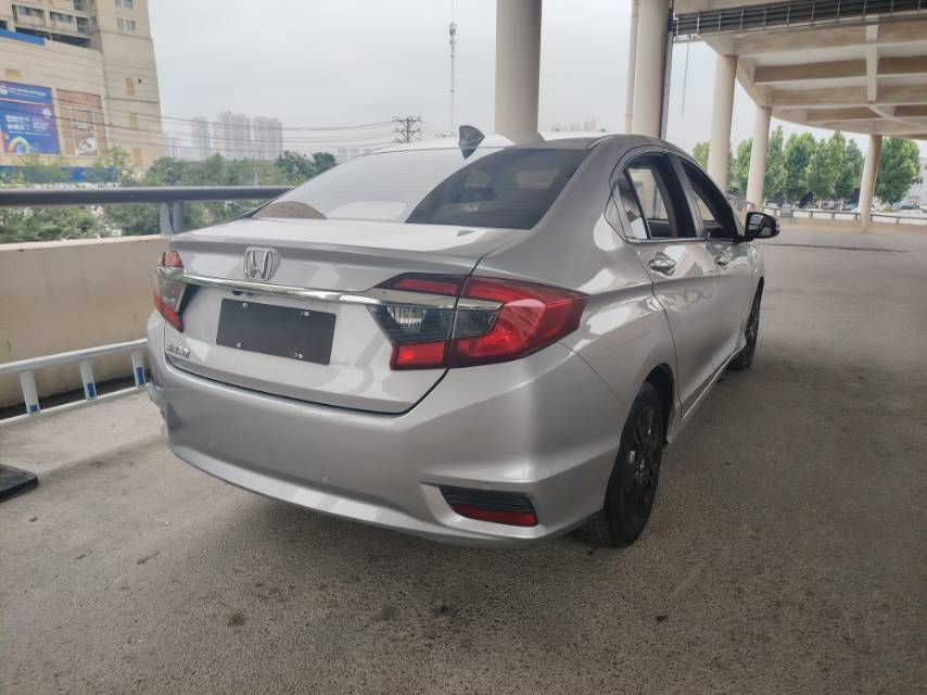 Honda Gienia 2016 City 1.5 CVT Comfort Edition — 11