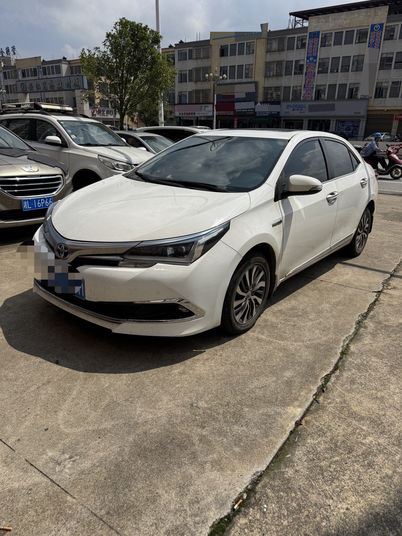 Toyota 2017 Corolla Hybrid 1.8 CVT Leading Edition