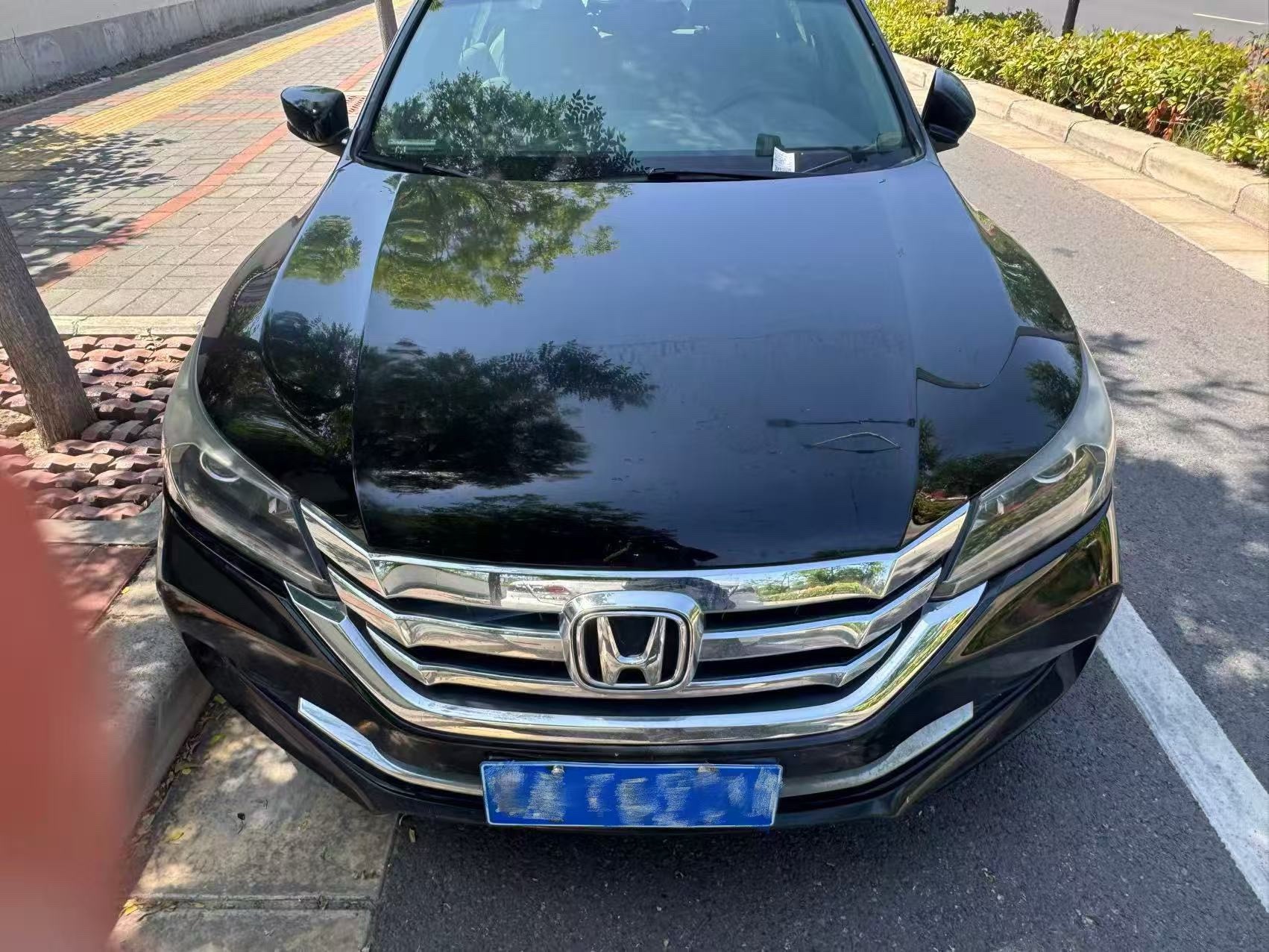 Honda 2014 9th-generation Accord 2.0 CVT LX Comfort — 2