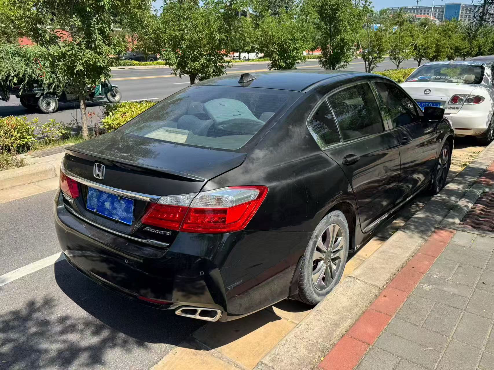 Honda 2014 9th-generation Accord 2.0 CVT LX Comfort — 3