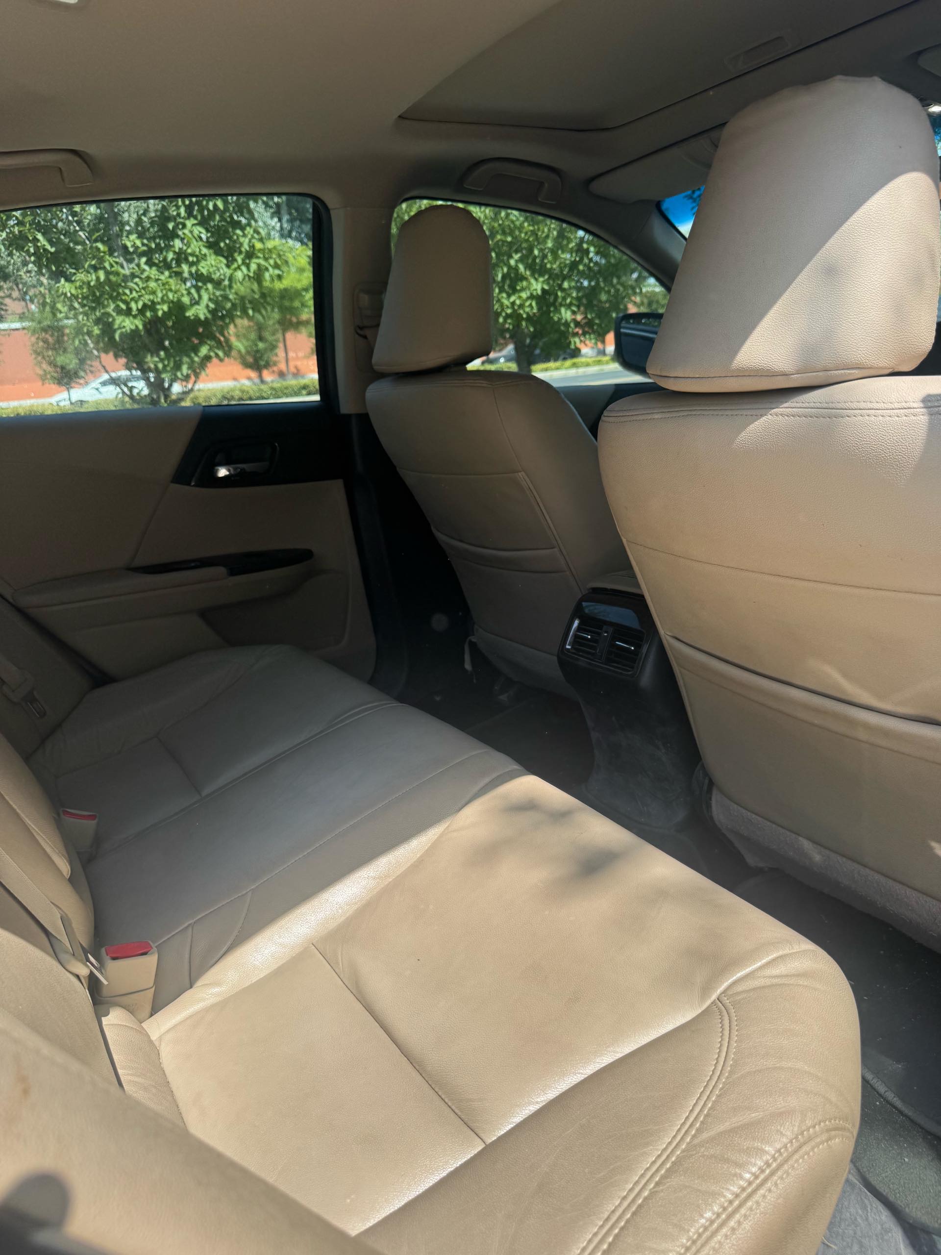 Honda 2014 9th-generation Accord 2.0 CVT LX Comfort — 5