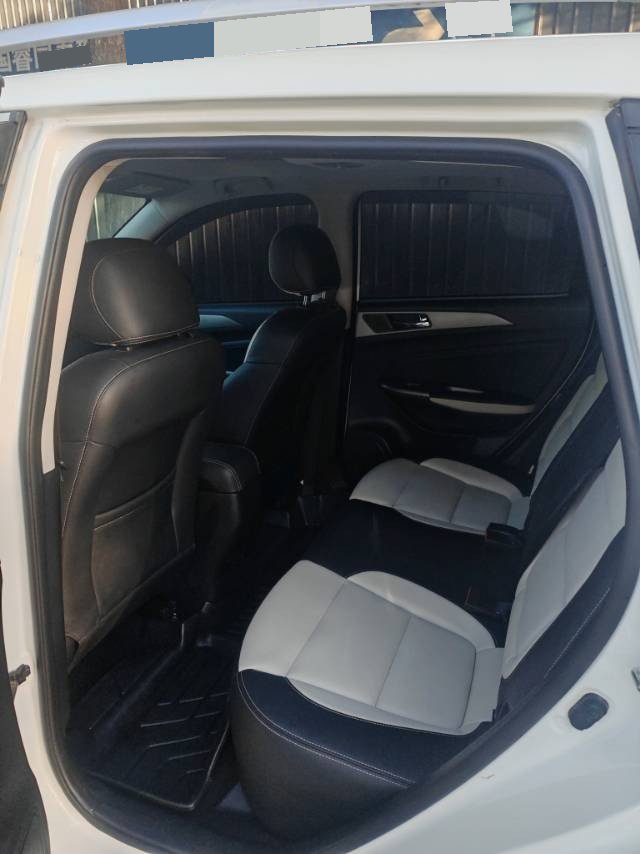 Changan 2017 CS35 1.6 Smart Leader — 5
