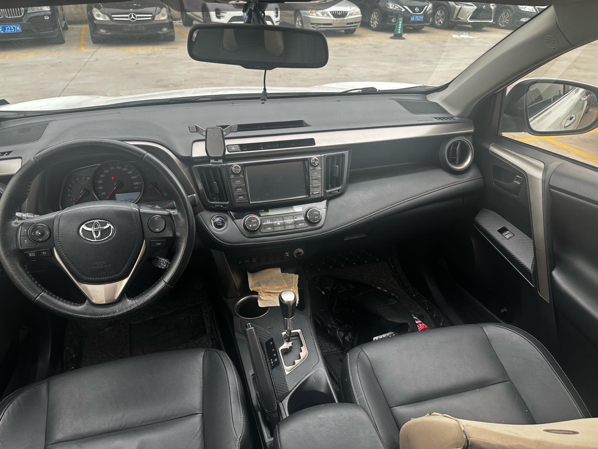 Toyota 2013 RAV4 2.5 Four-Wheel Drive Elite Edition — 8