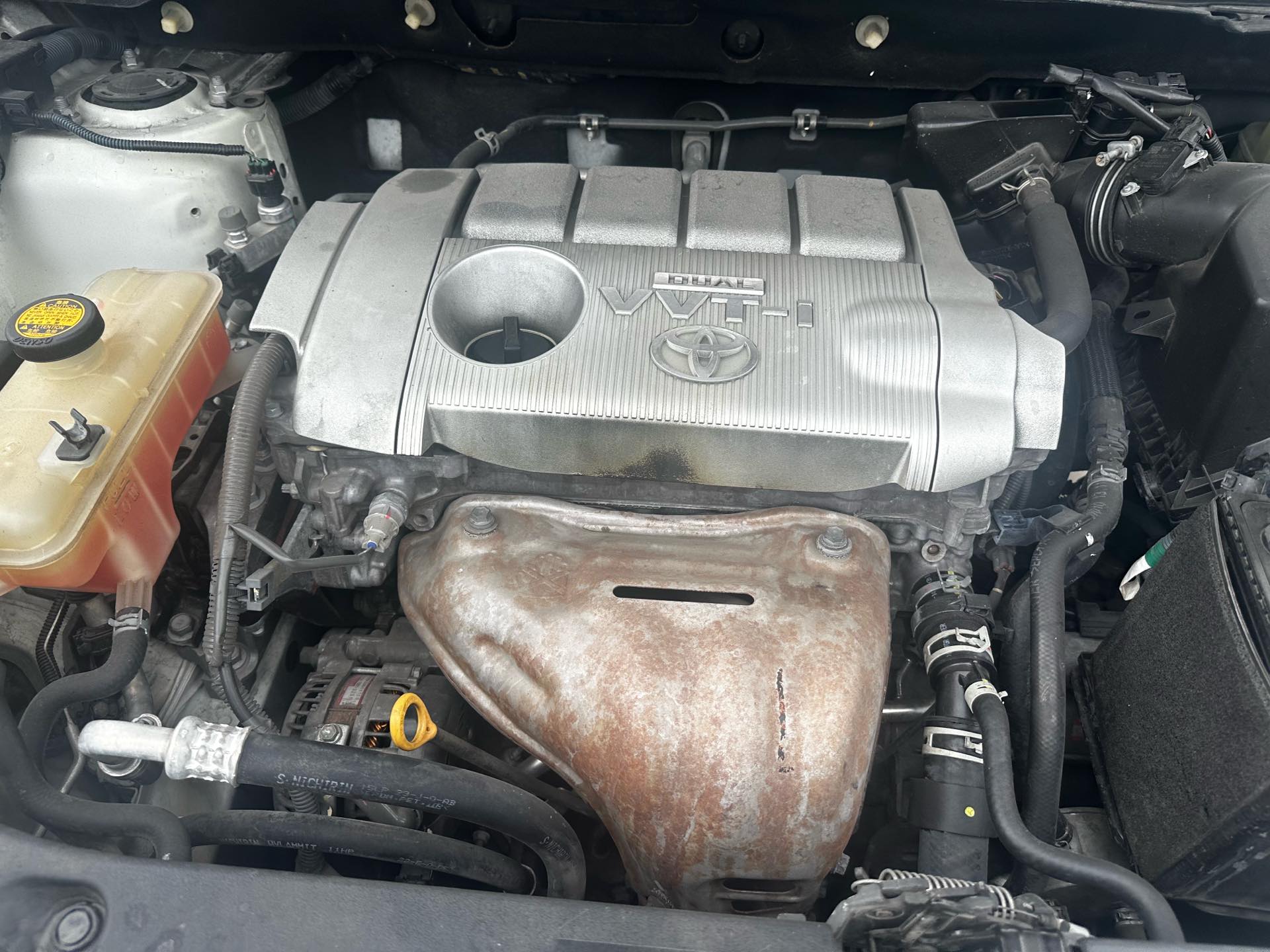 Toyota 2013 RAV4 2.5 Four-Wheel Drive Elite Edition — 13