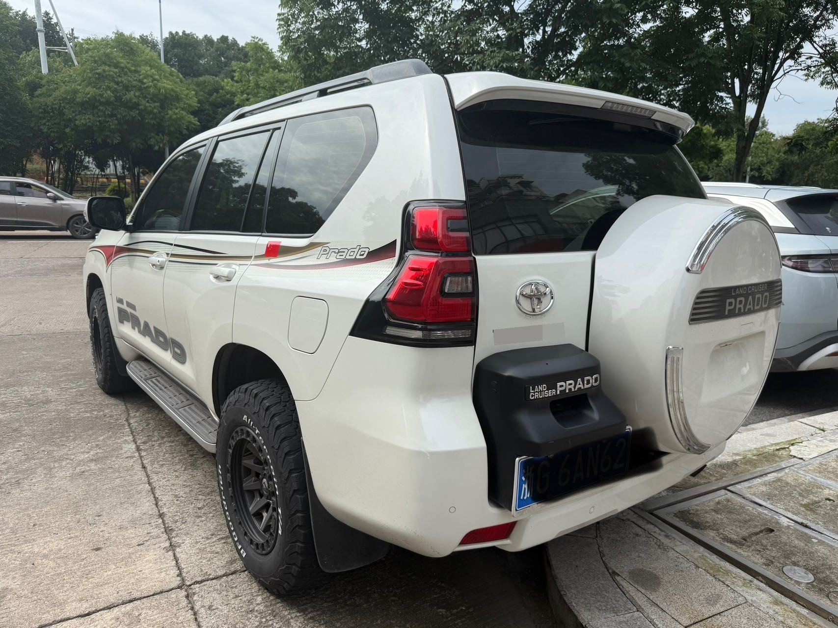 Toyota 2018 Prado 3.5 TX-L (with rear-mounted spare tire) — 9