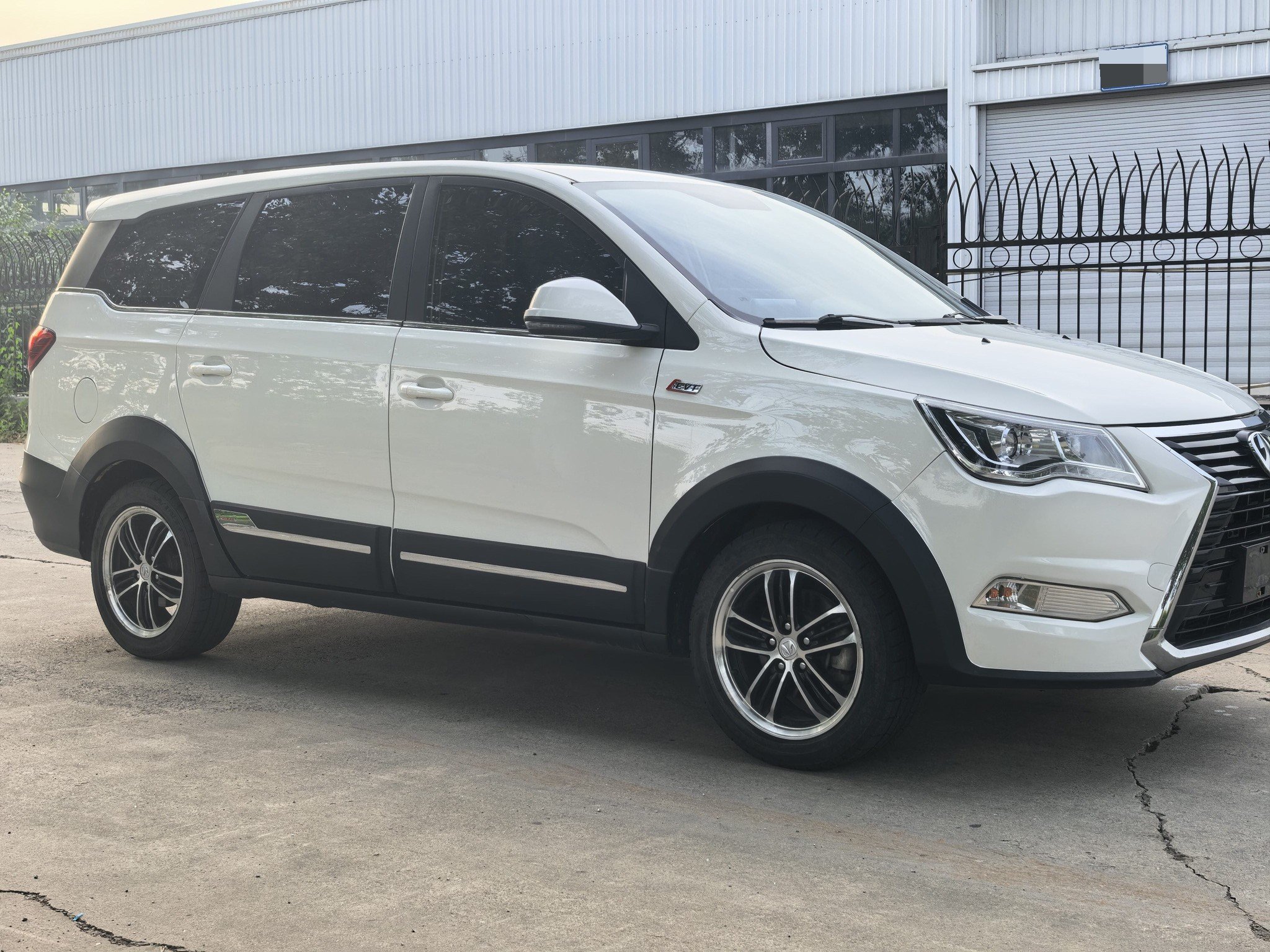 BAIC Weiwang 2017 M60 1.5T CVT Diamond Edition — 9
