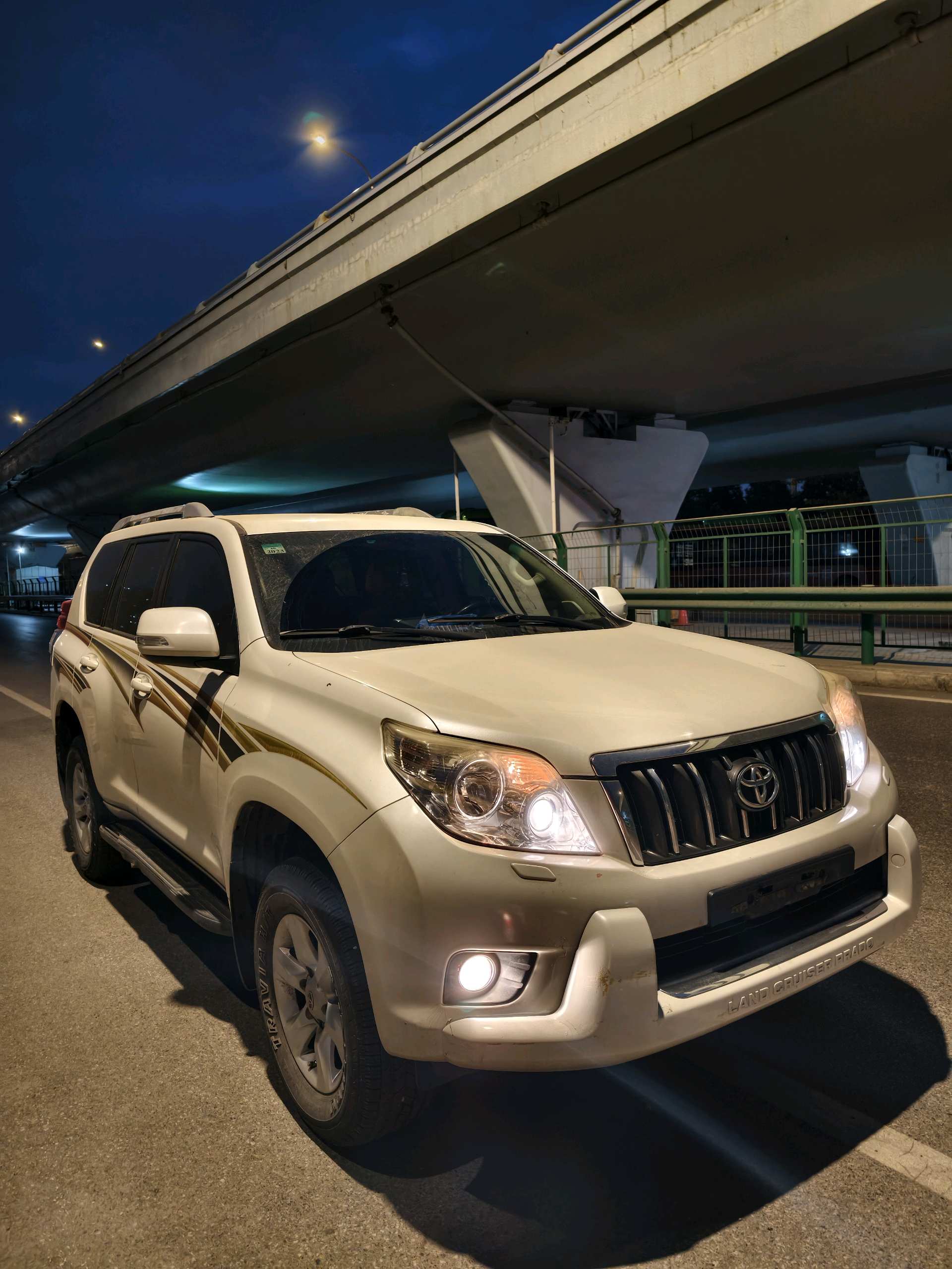 Toyota Prado (Imported) 2009 Prado 2.7 Middle East version — 2