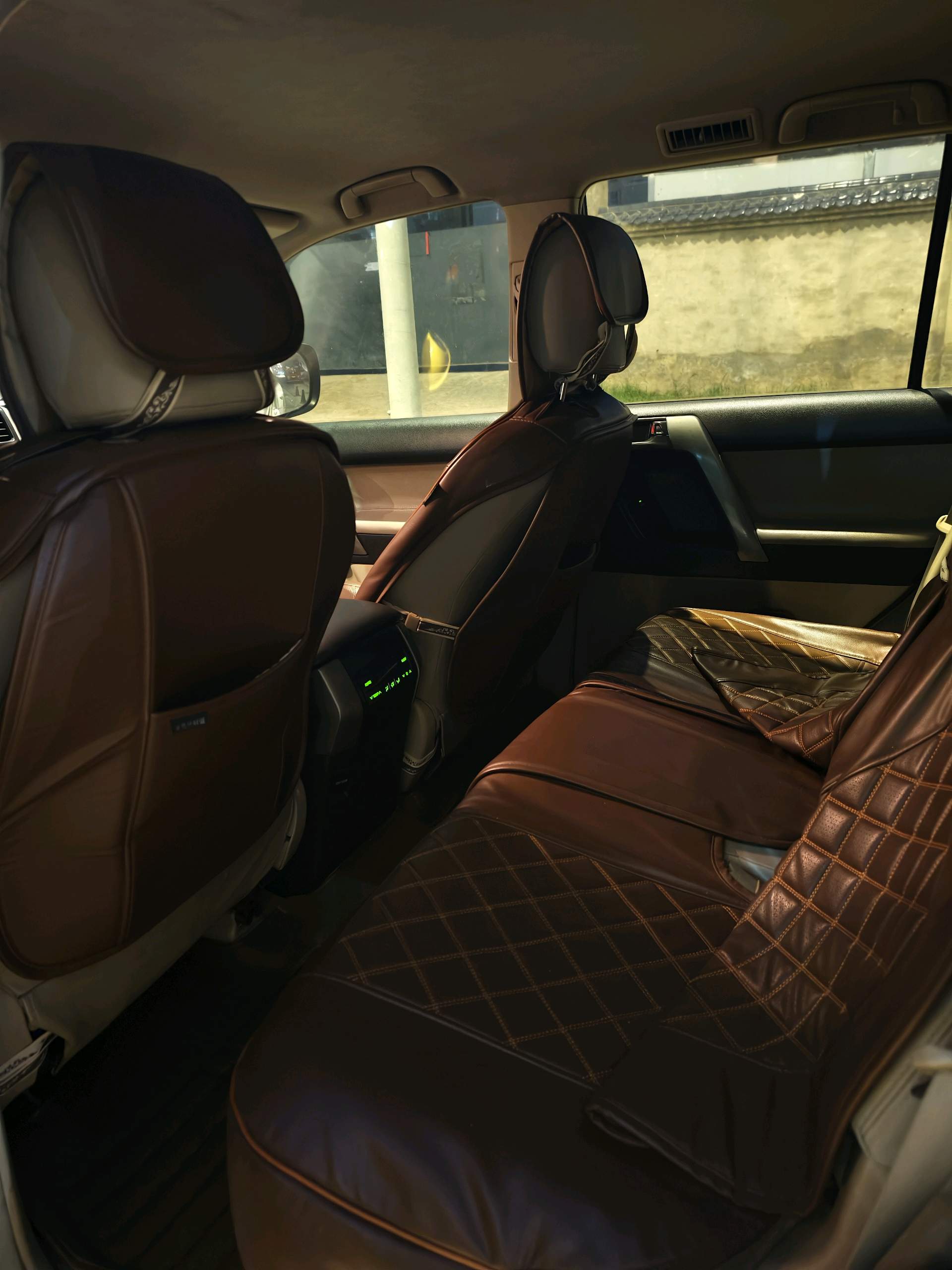 Toyota Prado (Imported) 2009 Prado 2.7 Middle East version — 6