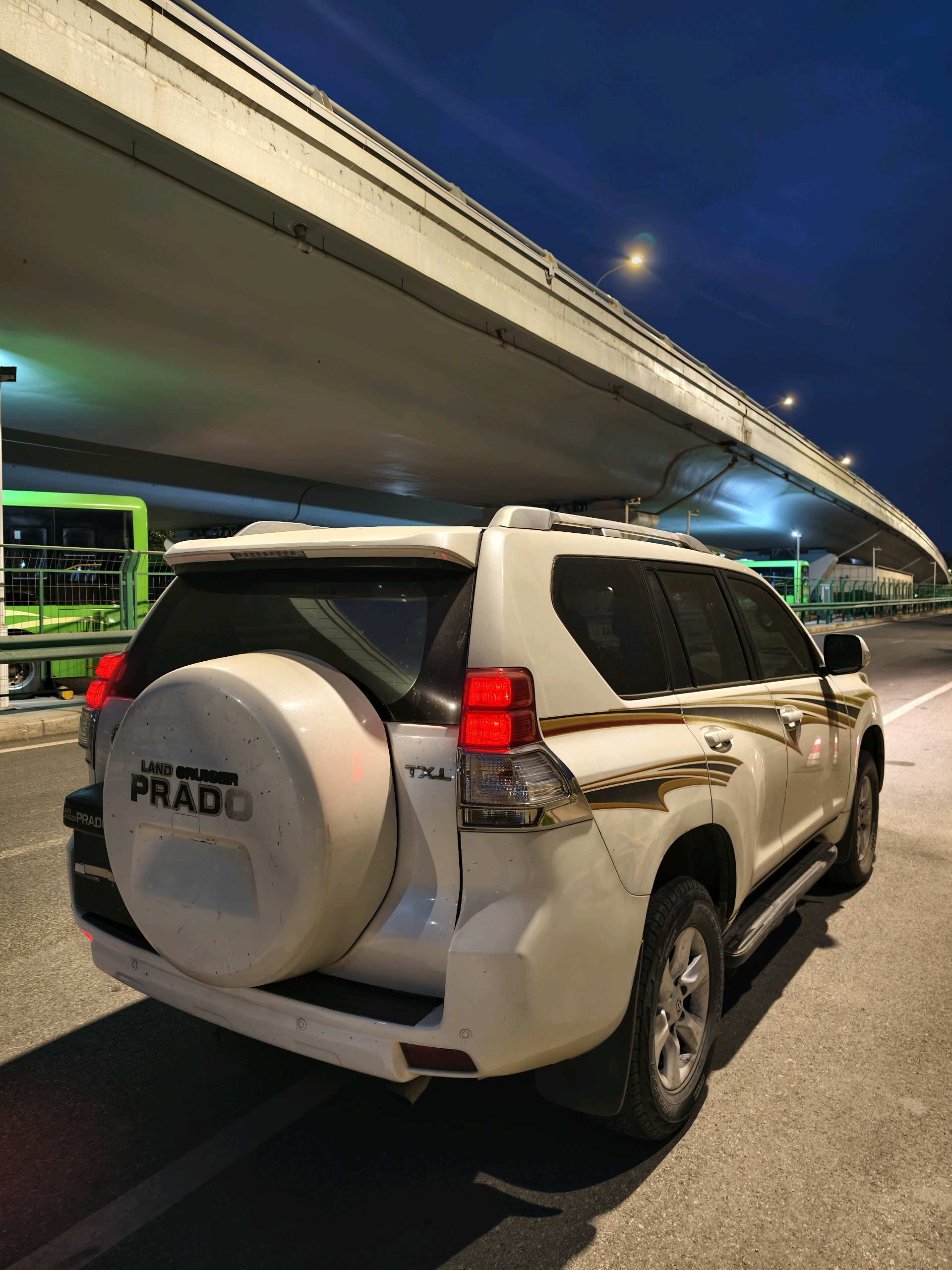 Toyota Prado (Imported) 2009 Prado 2.7 Middle East version — 9