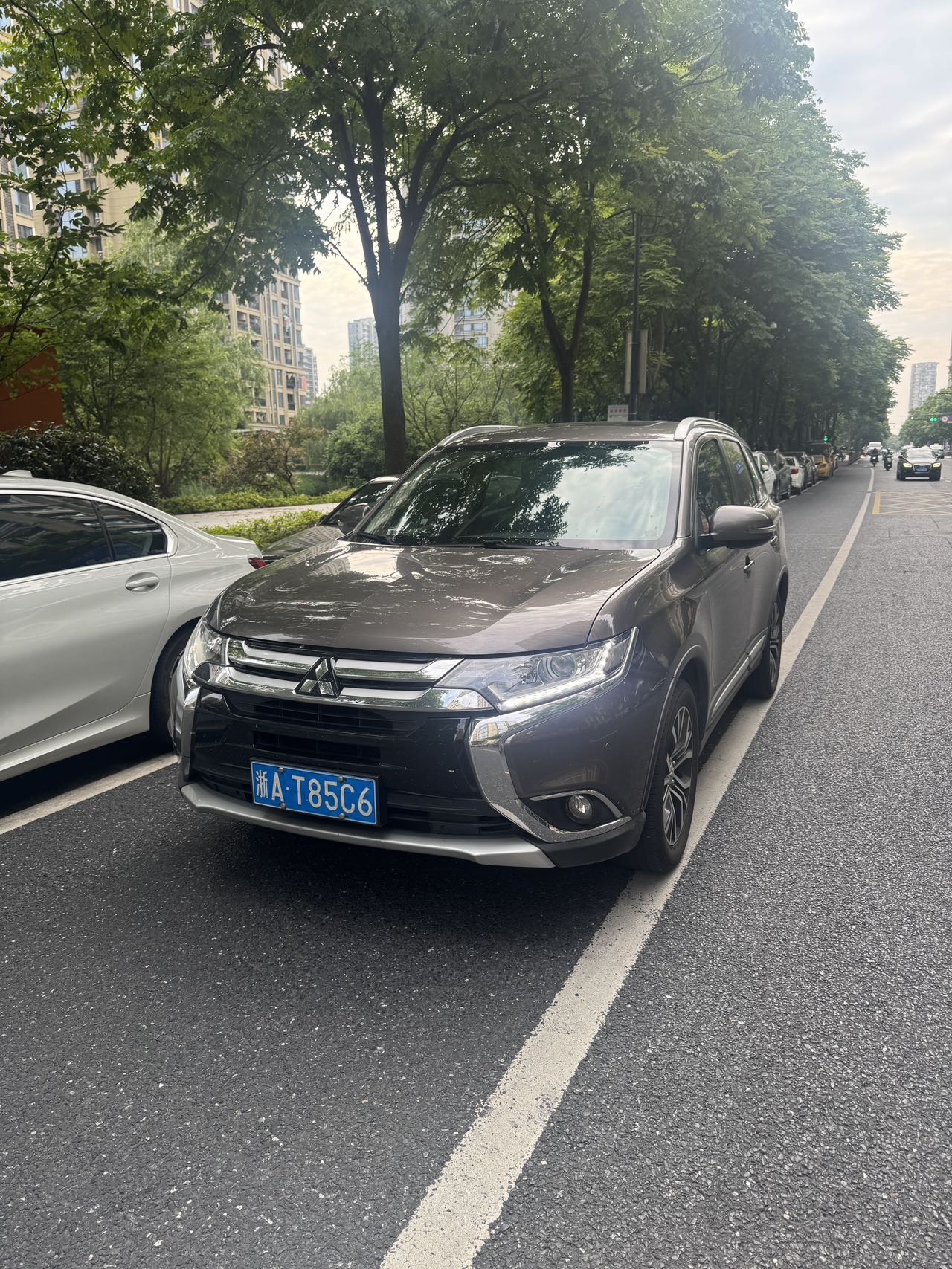 Mitsubishi 2018 Outlander 2.0 CVT 2WD Honor Edition, 5 seats