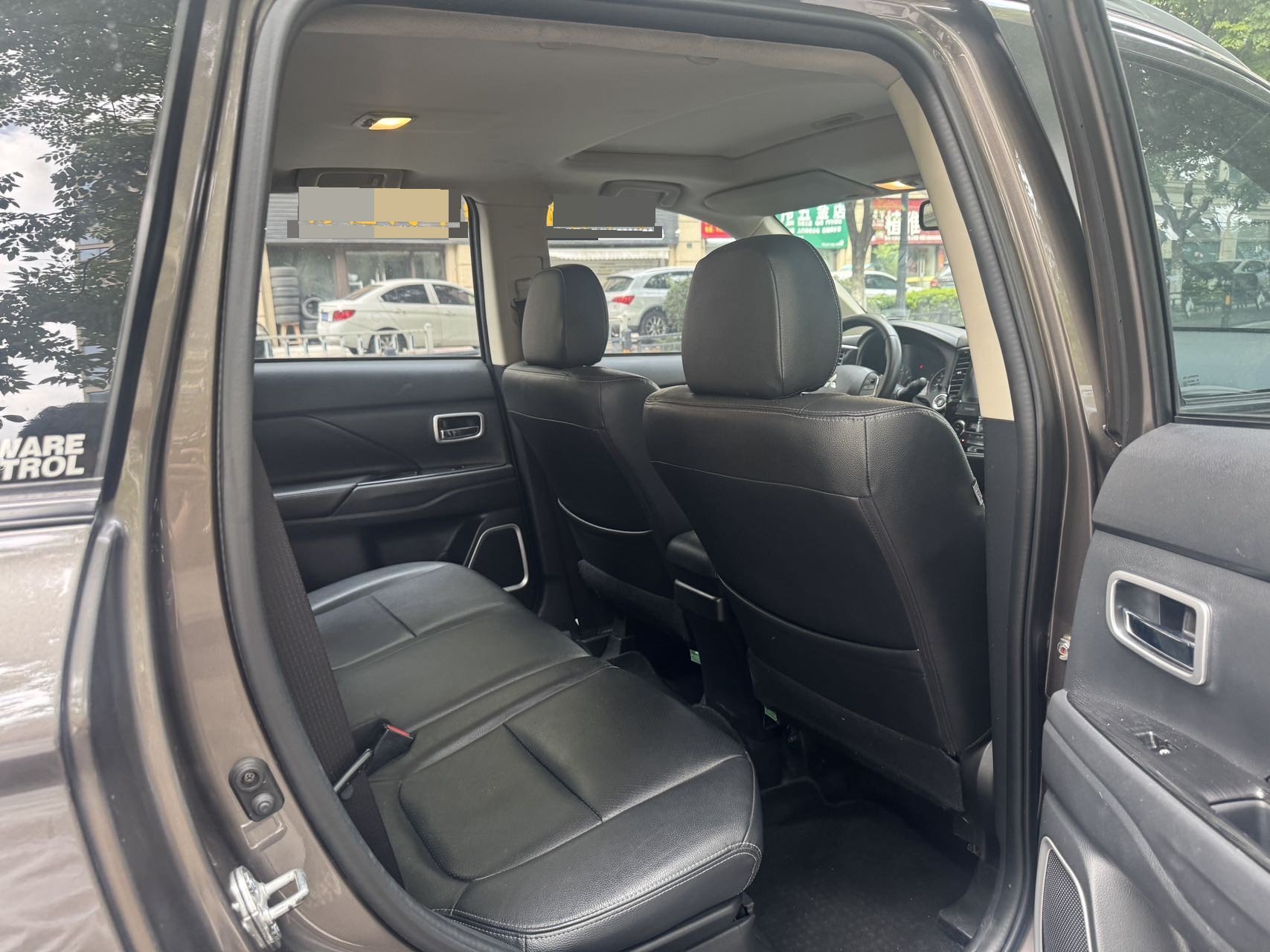 Mitsubishi 2018 Outlander 2.0 CVT 2WD Honor Edition, 5 seats — 10