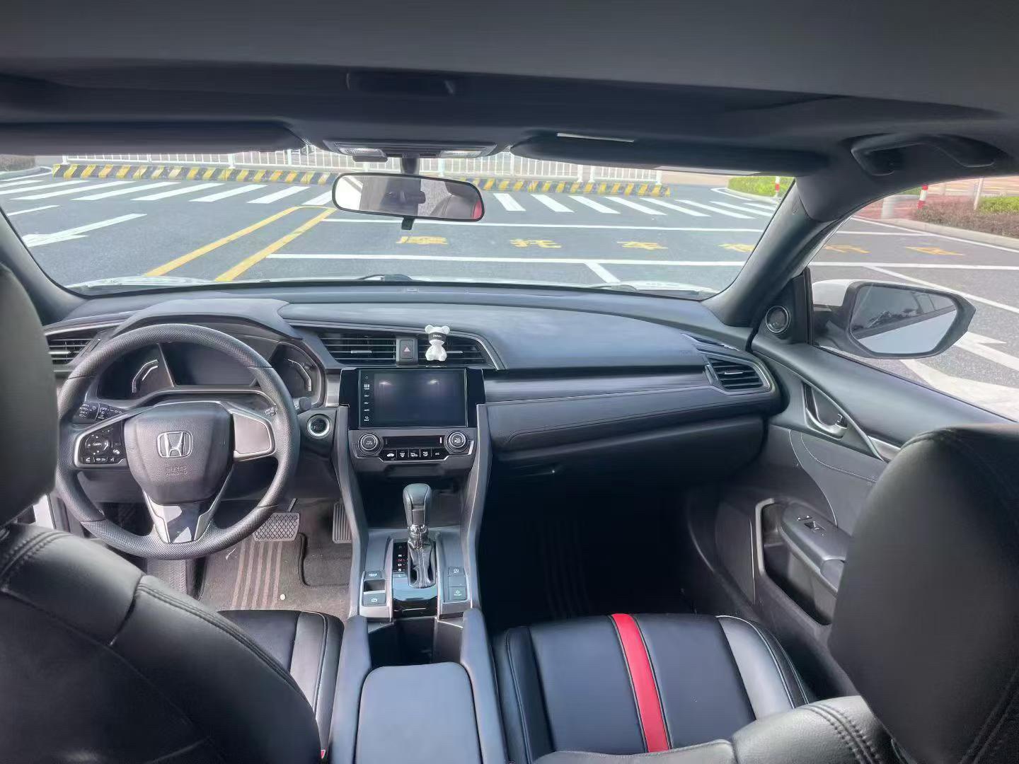 Honda 2021 Civic Hatchback 1.5T CVT 220TURBO New Trendsetter — 5