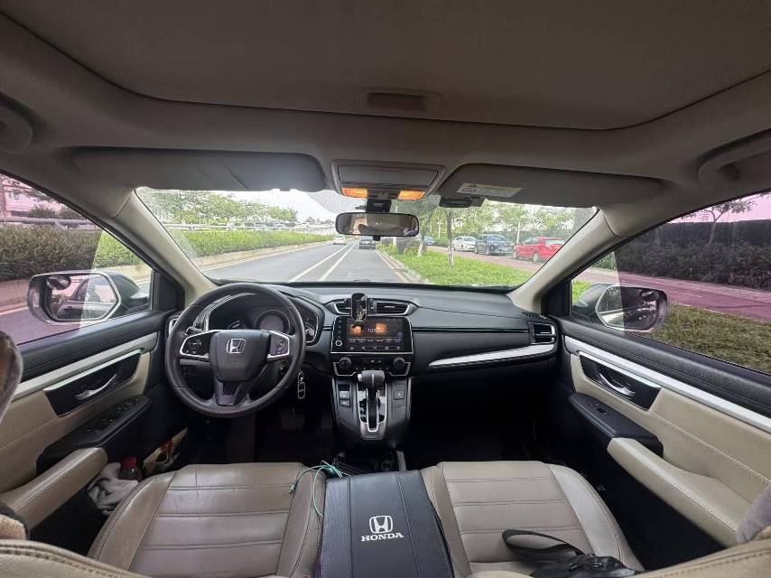 Honda 2017 CR-V 1.5T CVT 240TURBO Front-Wheel-Drive Comfort Version — 6