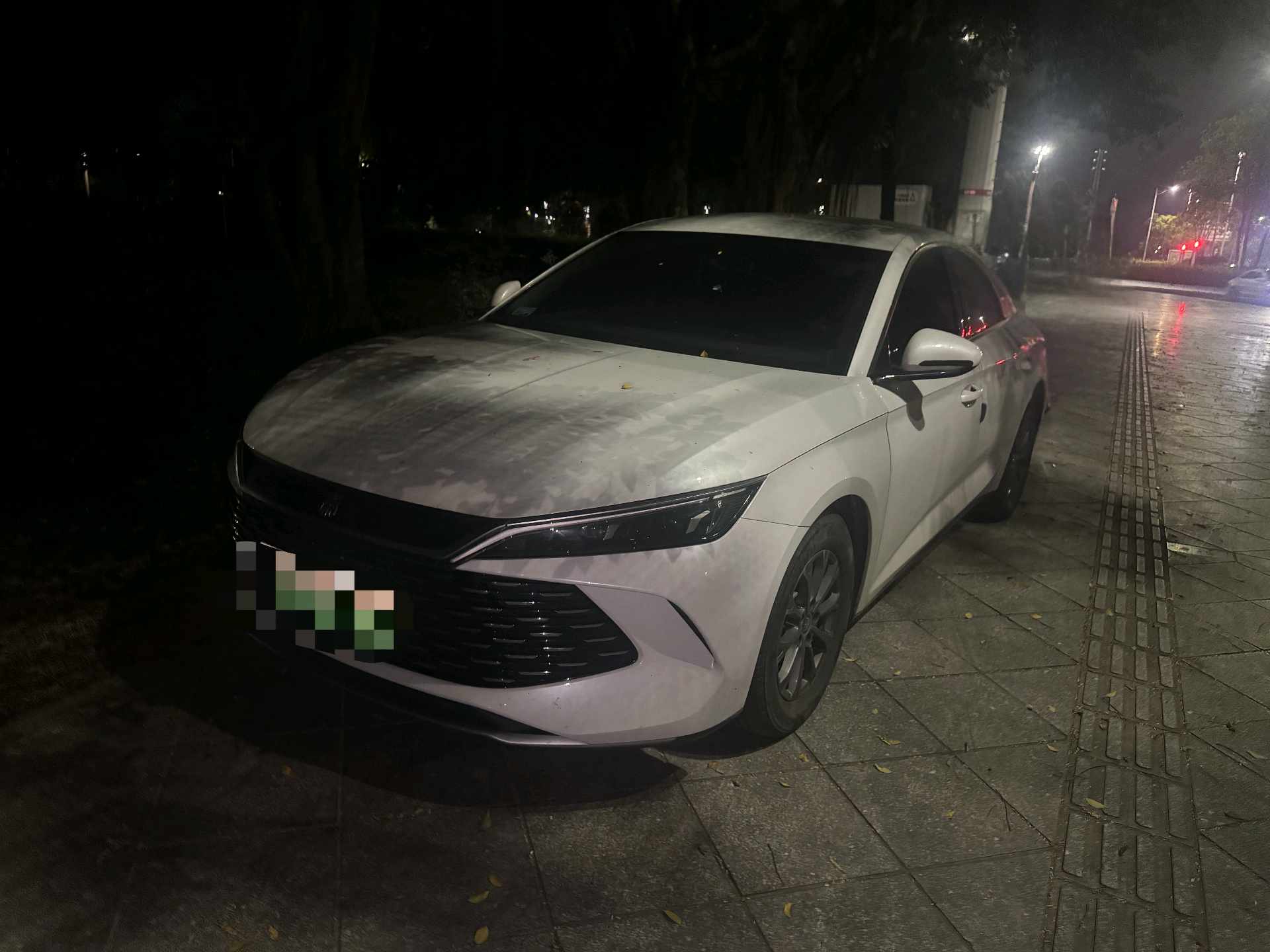 BYD 2024 Qin L DM-i 1.5 CVT 80KM Leading Version — photo 1