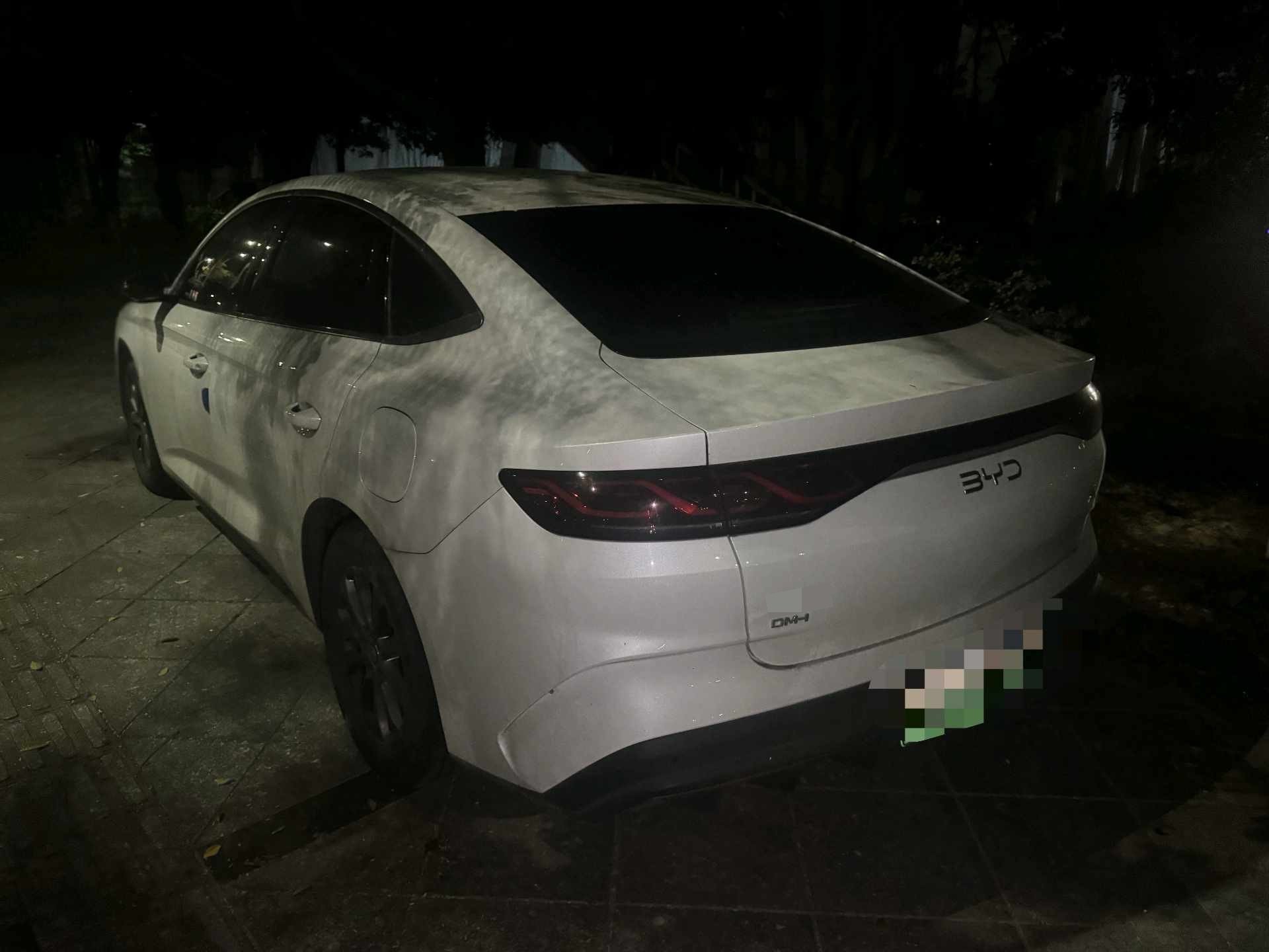 BYD 2024 Qin L DM-i 1.5 CVT 80KM Leading Version — 2