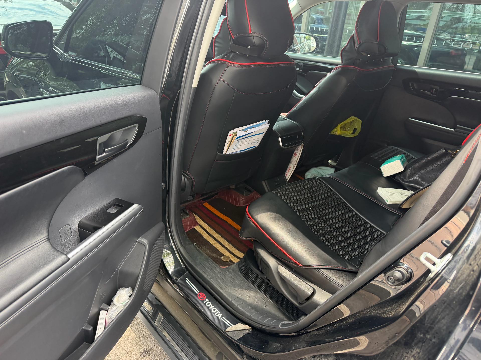 Toyota 2022 Highlander Hybrid 2.5 CVT 4WD Elite 7-seater — 4