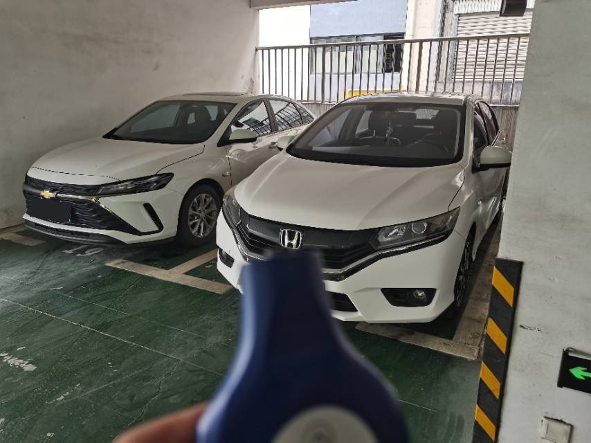 Honda Gienia 2016 City 1.5 CVT Luxury Edition — 2