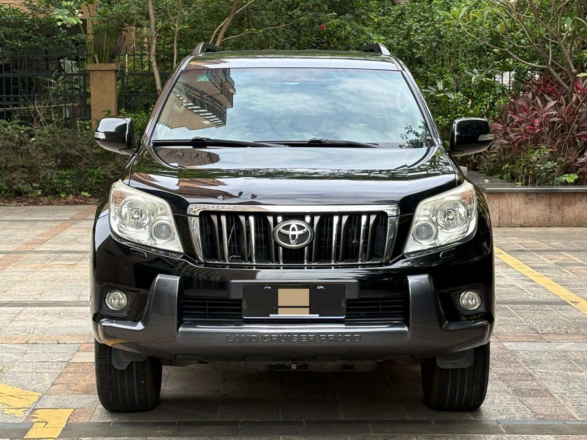 Toyota Prado (Imported) 2013 Prado 2.7 Middle East Version — 2