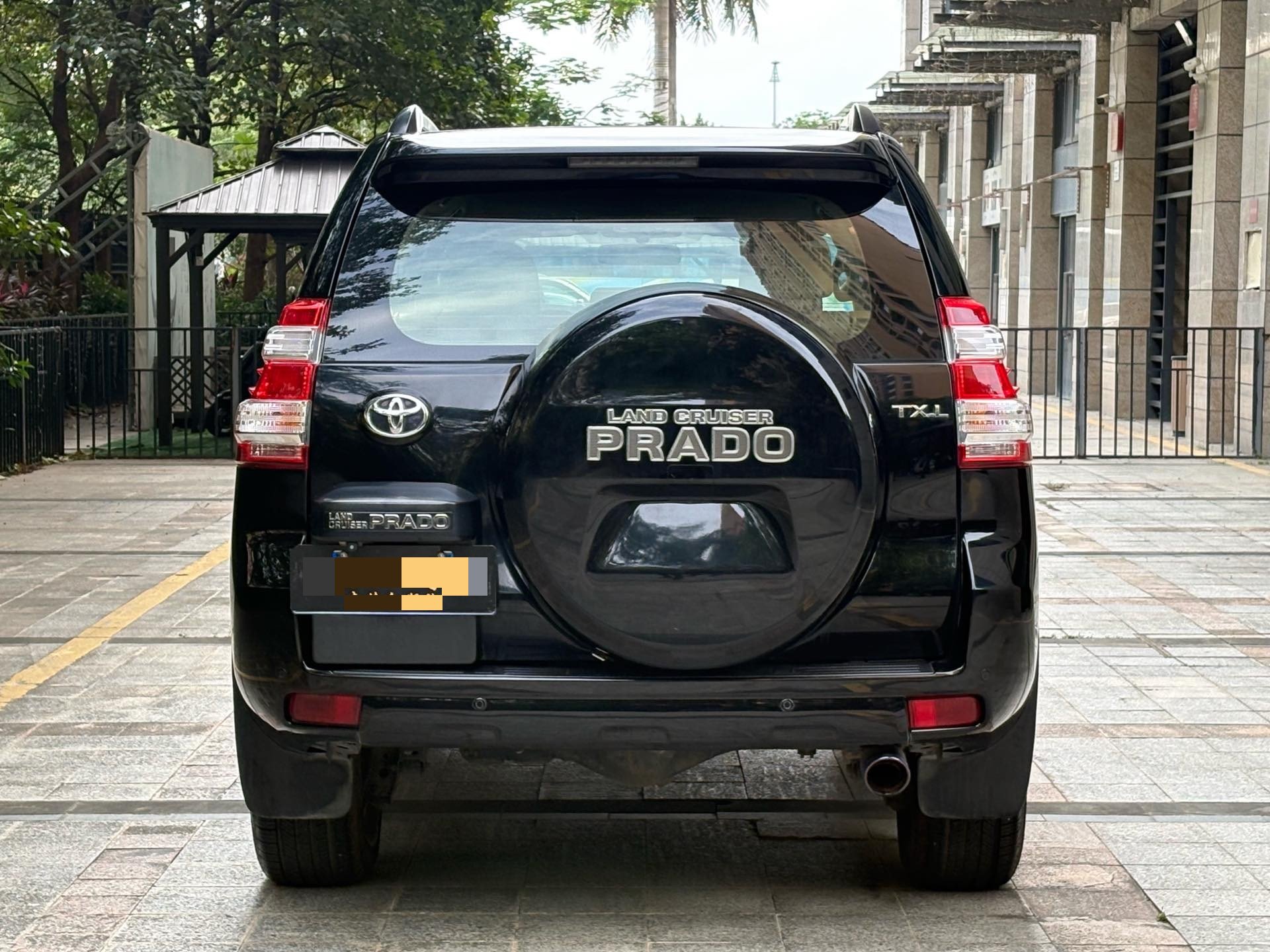 Toyota Prado (Imported) 2013 Prado 2.7 Middle East Version — 16