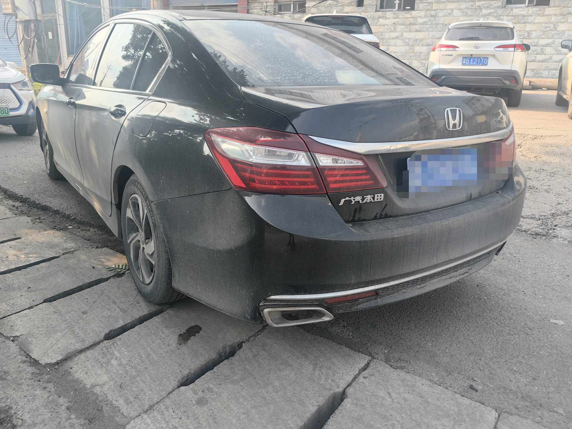 Honda 2016 9th-Gen Accord 2.0 CVT Comfort Version — 5