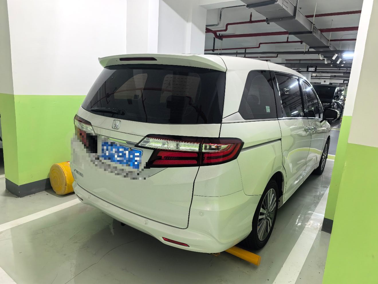 Honda 2018 Odyssey 2.4 CVT Luxury — 2