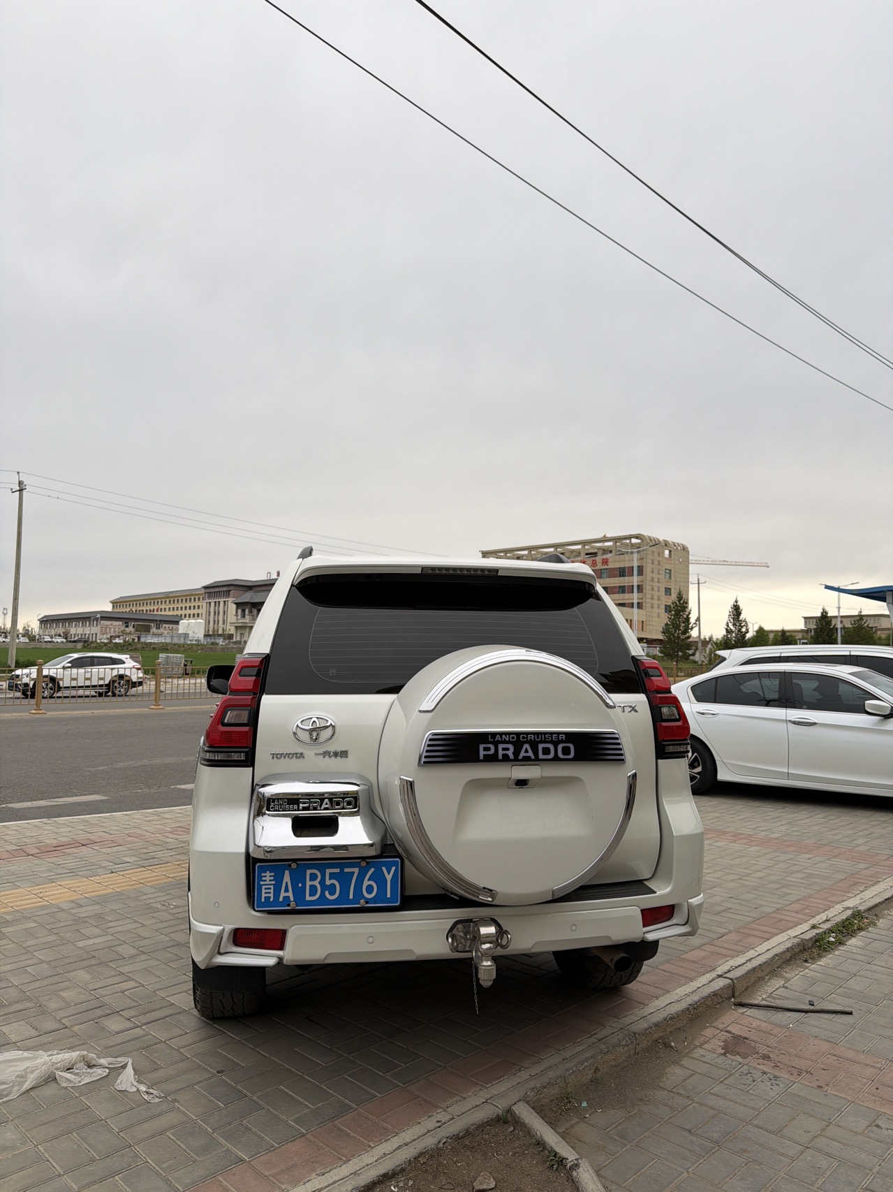 Toyota 2019 Prado 3.5 TX-L Prestige Edition (with rear-mounted spare tire) — 3