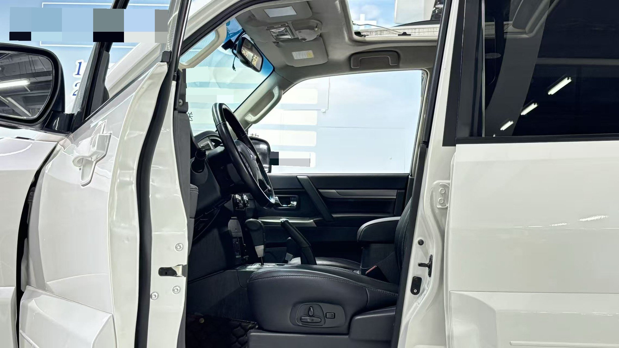 Mitsubishi Pajero (Imported) 2016 Pajero 3.0 Luxury Edition — 2