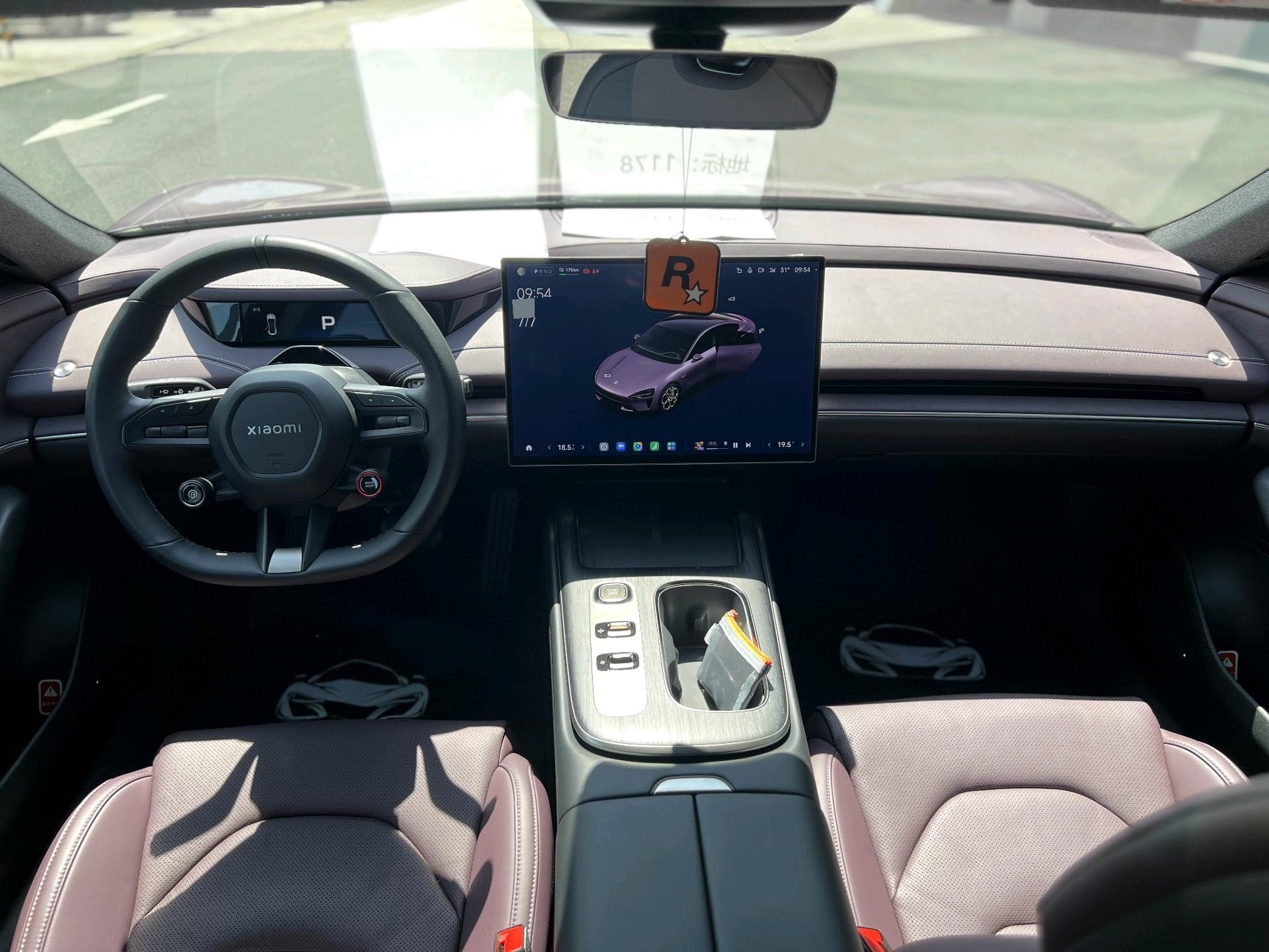 Xiaomi 2024 SU7 700km Rear-Wheel Drive Long-Range Intelligent Driving Version — 7