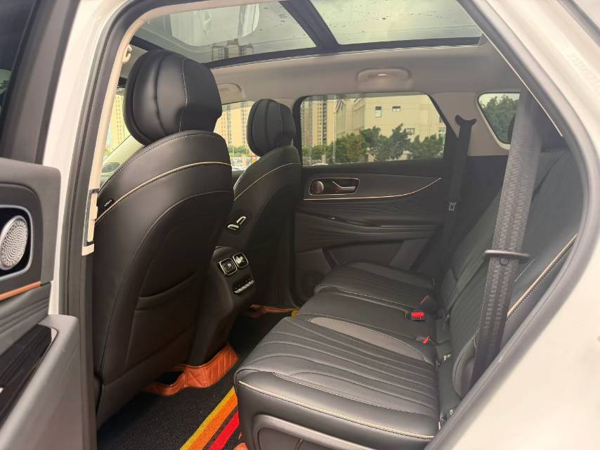 Chery 2023 Tiggo 9 2.0T 400T Front-Wheel-Drive Luxury 7-Seater — 6