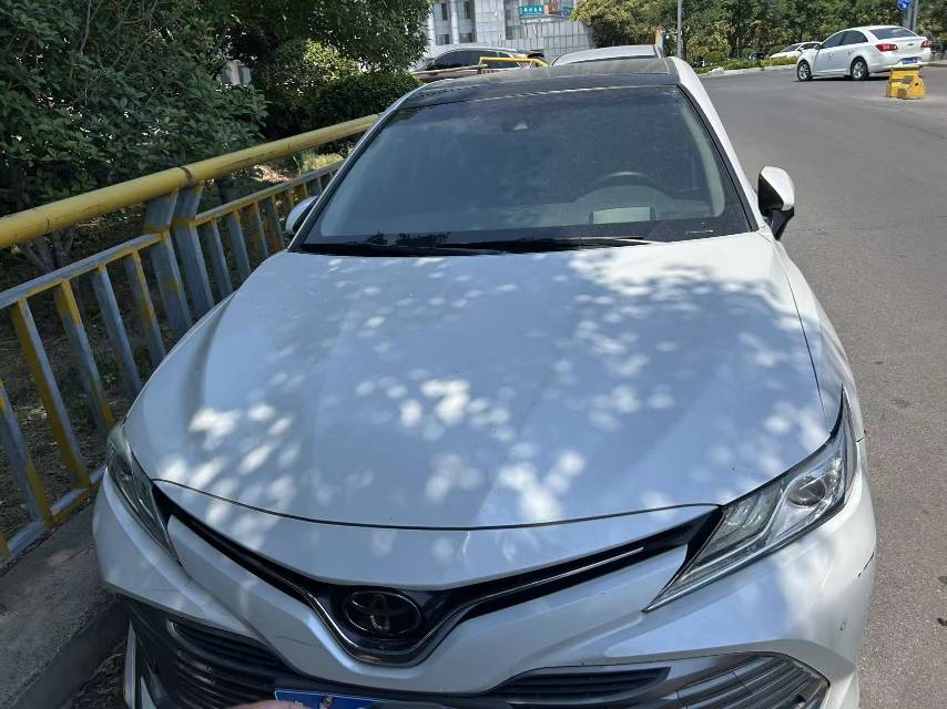 Toyota 2018 Camry 2.5G Luxury Edition — 2