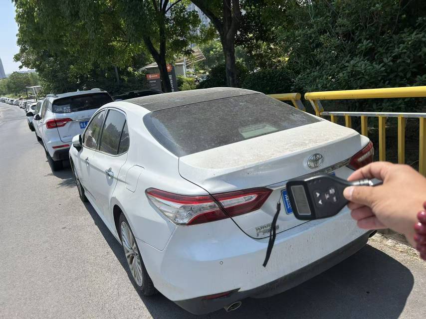 Toyota 2018 Camry 2.5G Luxury Edition — 3