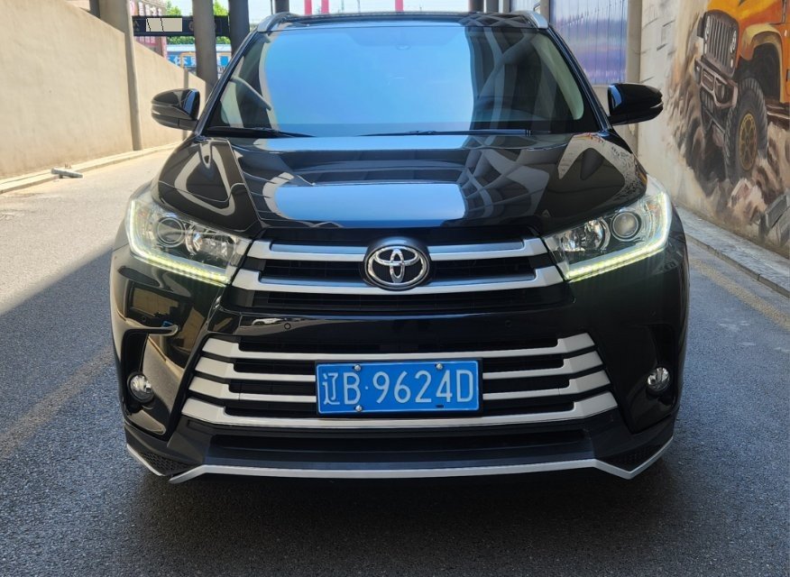 Toyota 2020 Highlander 2.0T Millionth Unit Commemorative Edition — 2