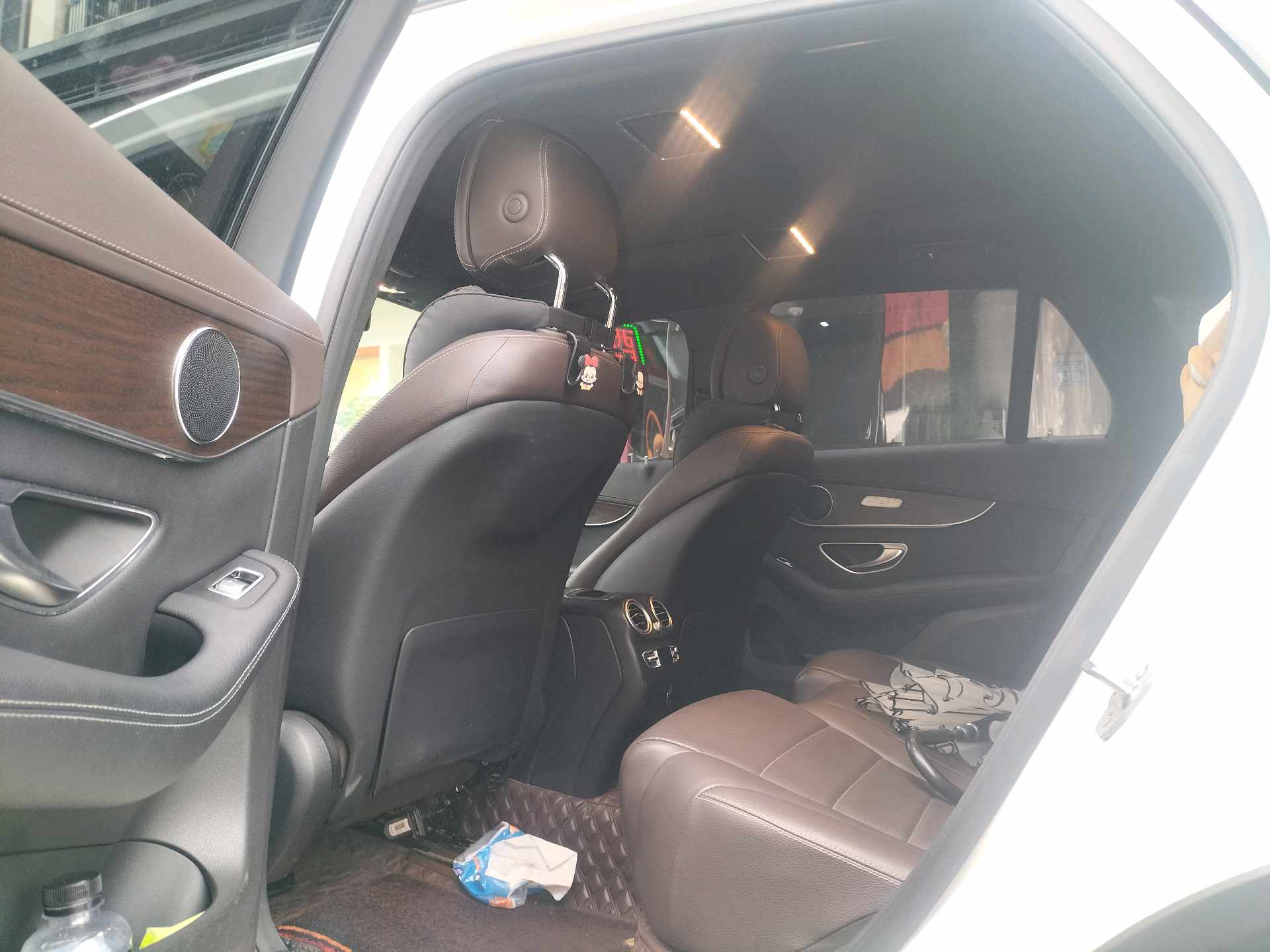 Mercedes-Benz 2021 GLC 300 L 4MATIC 2.0T Luxury — 4