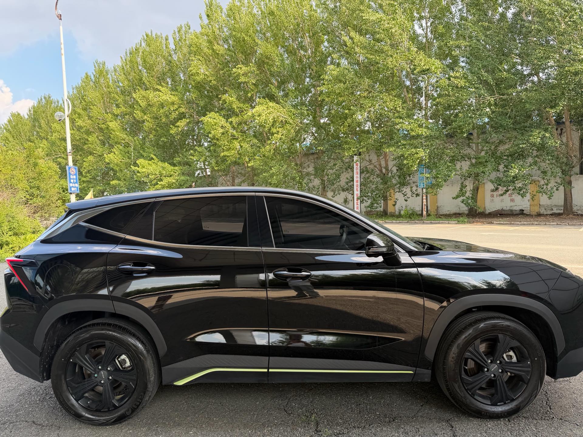JETOUR 2025 Dasheng 1.5T Luxury Edition — 3